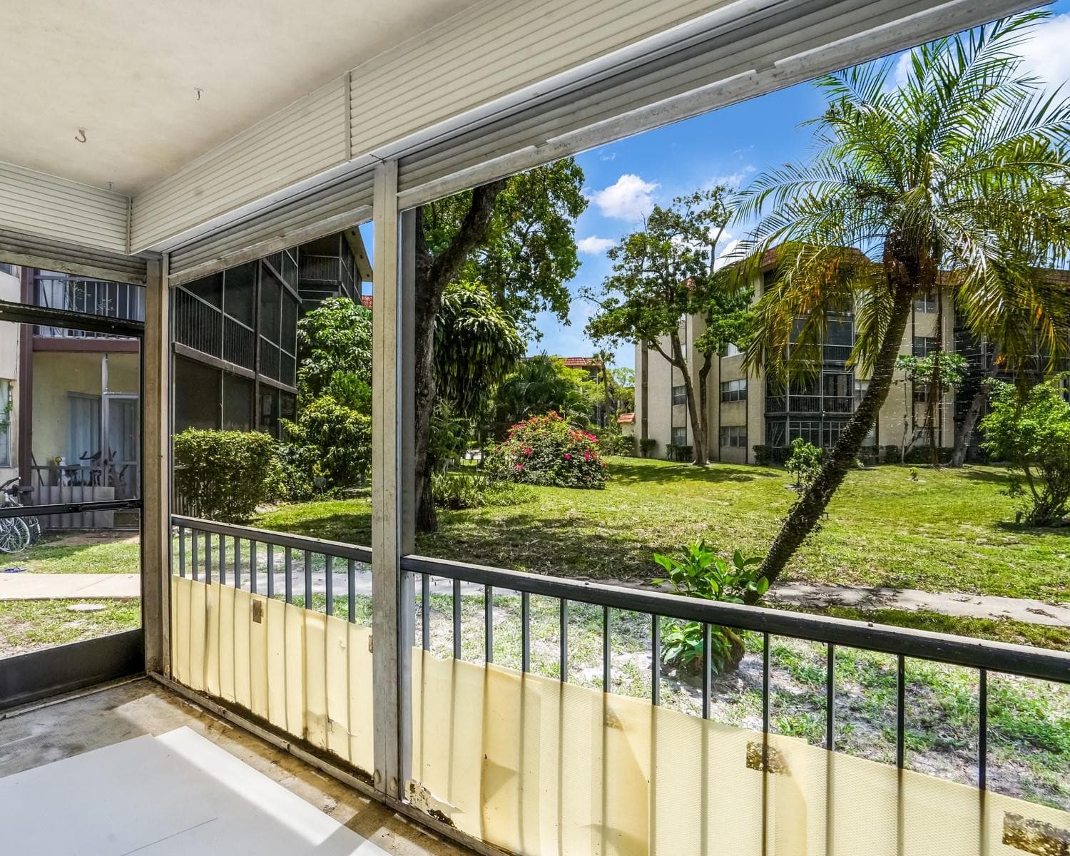 6201 N Falls Cir Drive 109, Lauderhill, FL 33319 — photo 17 of 21