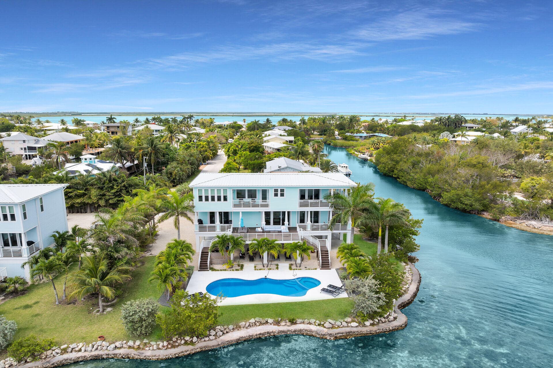 17387 Dolphin Street E, Sugarloaf Key, FL 33042 — photo