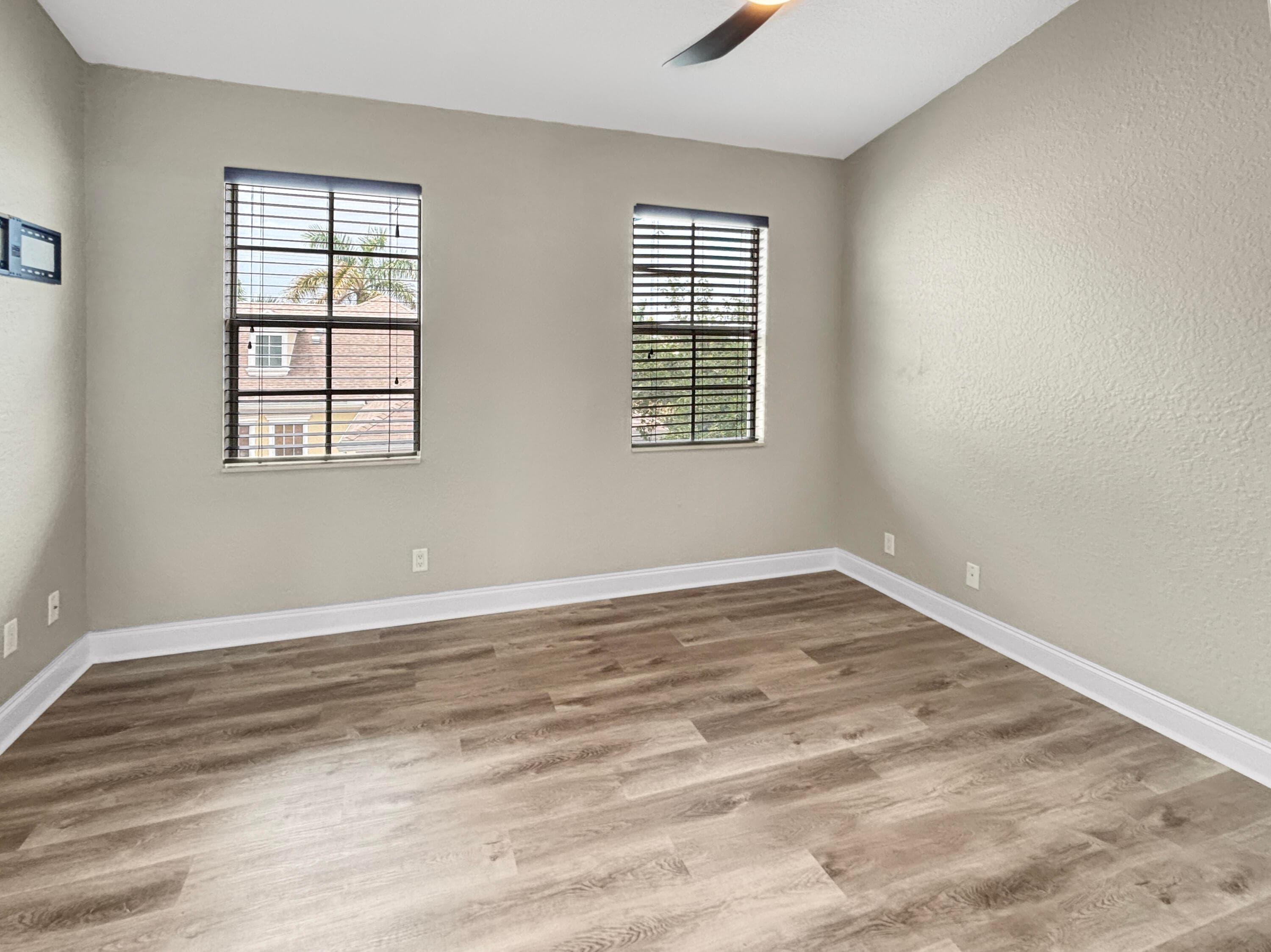 105 E Pigeon Plum Drive 103, Jupiter, FL 33458 — photo 11 of 56