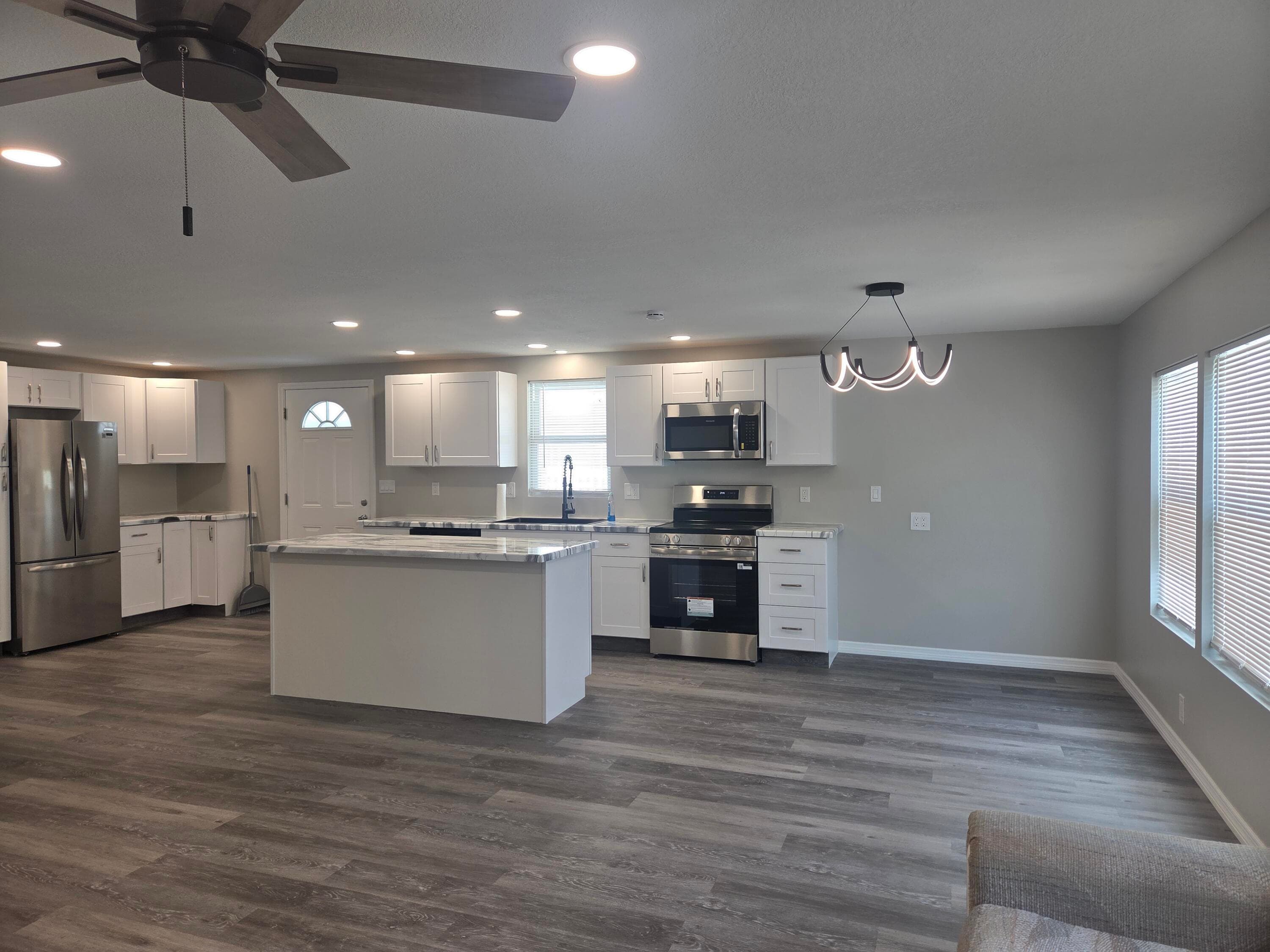 6950 SE Congress Street, Hobe Sound, FL 33455 — photo 6 of 18