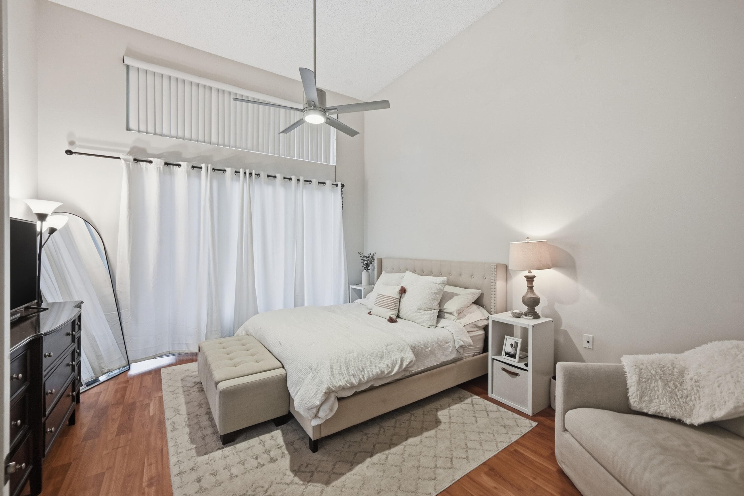 17242 Boca Club Boulevard 102, Boca Raton, FL 33487 — photo 18 of 31