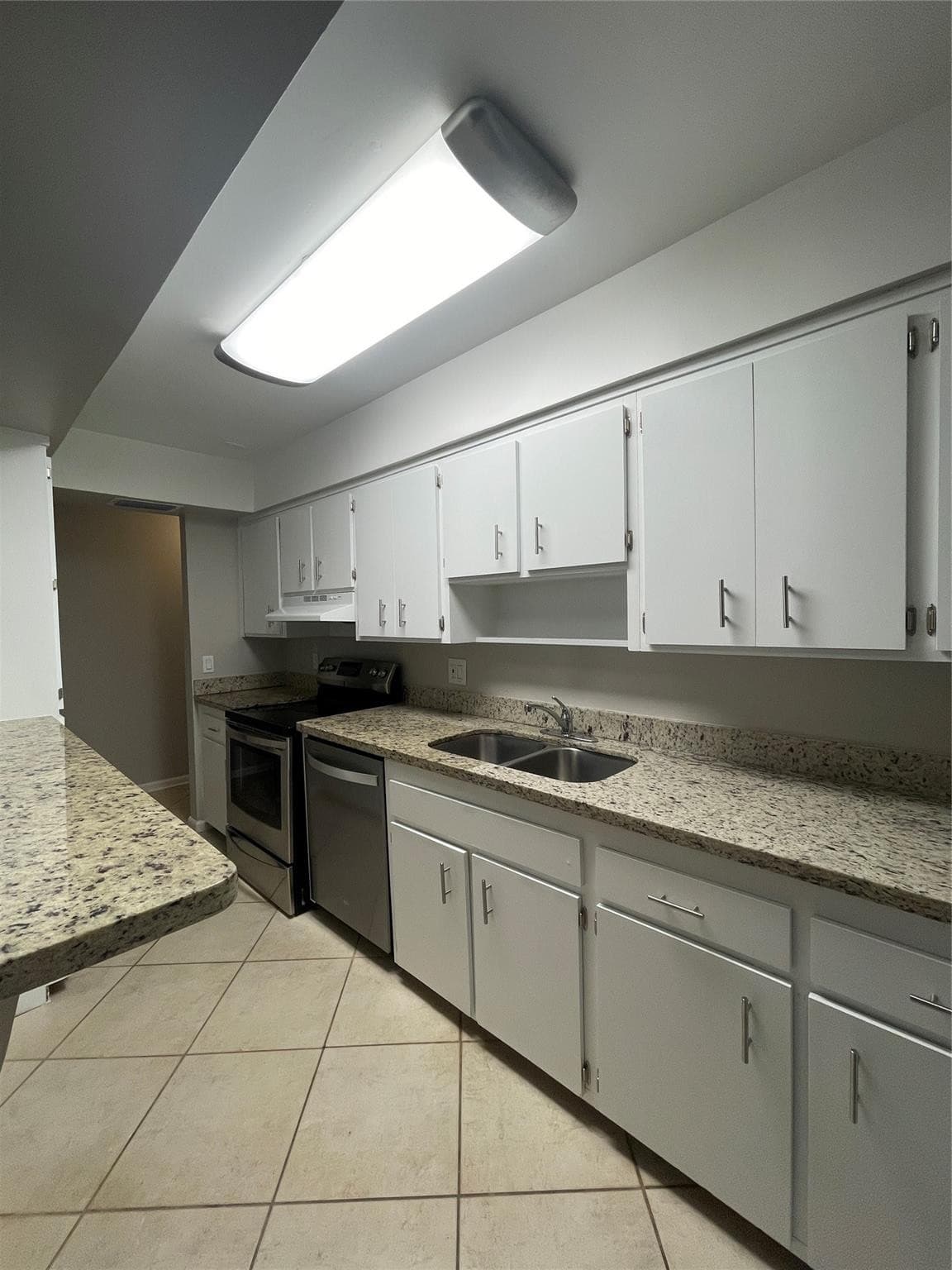 2121 NE 36th Street 2121, Lighthouse Point, FL 33064 — photo 5 of 18