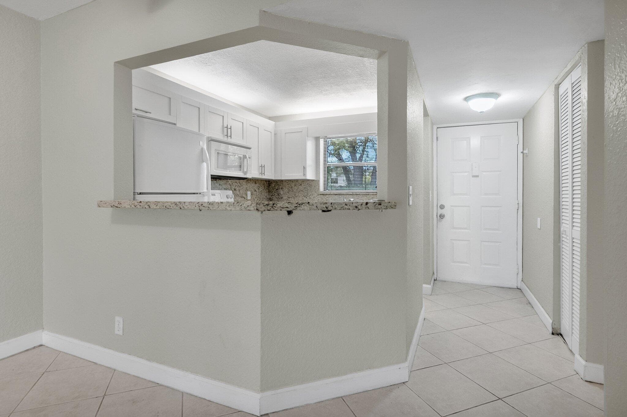 21911 Lake Forest Circle 103, Boca Raton, FL 33433 — photo 9 of 24