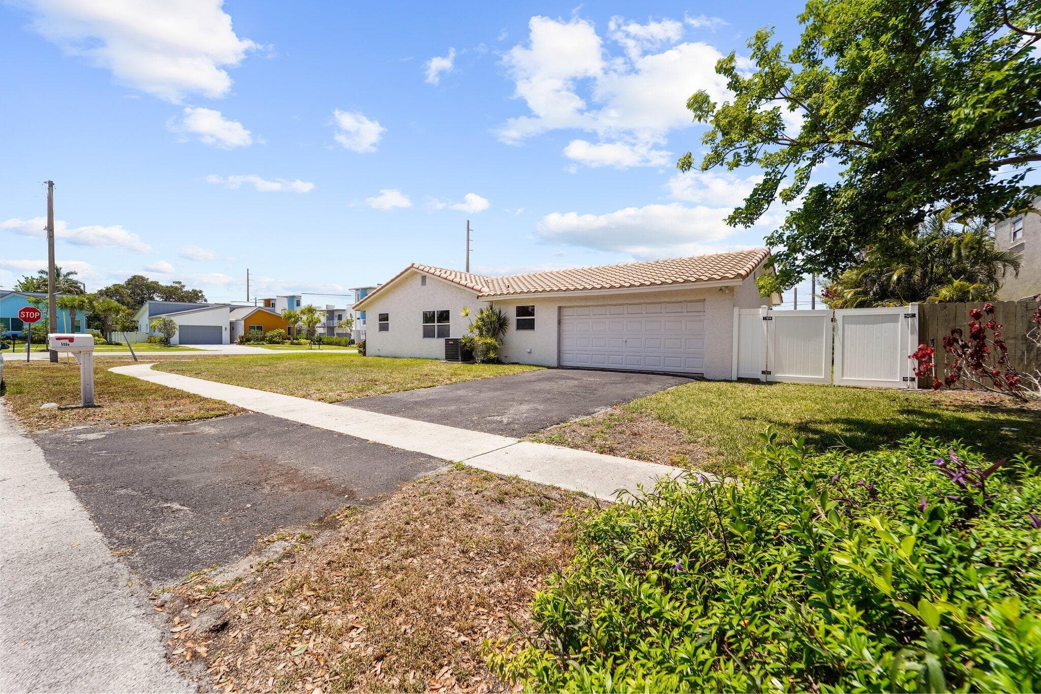 5066 NW 3rd Avenue, Boca Raton, FL 33431 — photo 3 of 29