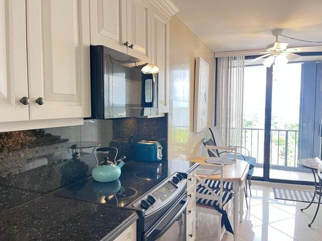 4200 N Ocean Drive 2-1104, Singer Island, FL 33404 — photo 9 of 19