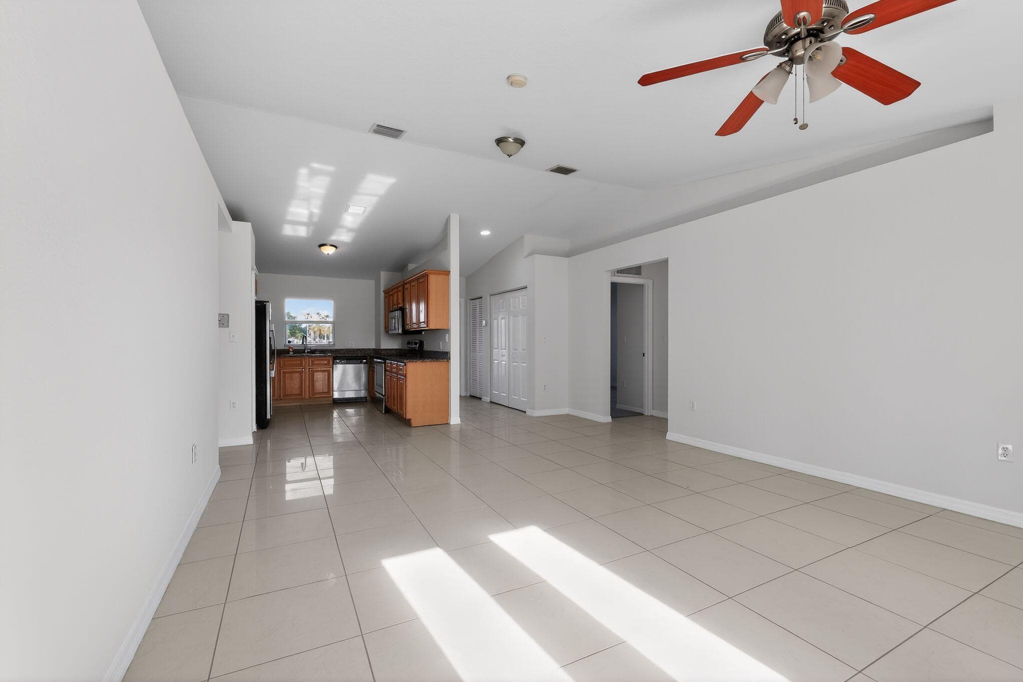 138 Dabou Loop, Belle Glade, FL 33430 — photo 4 of 29