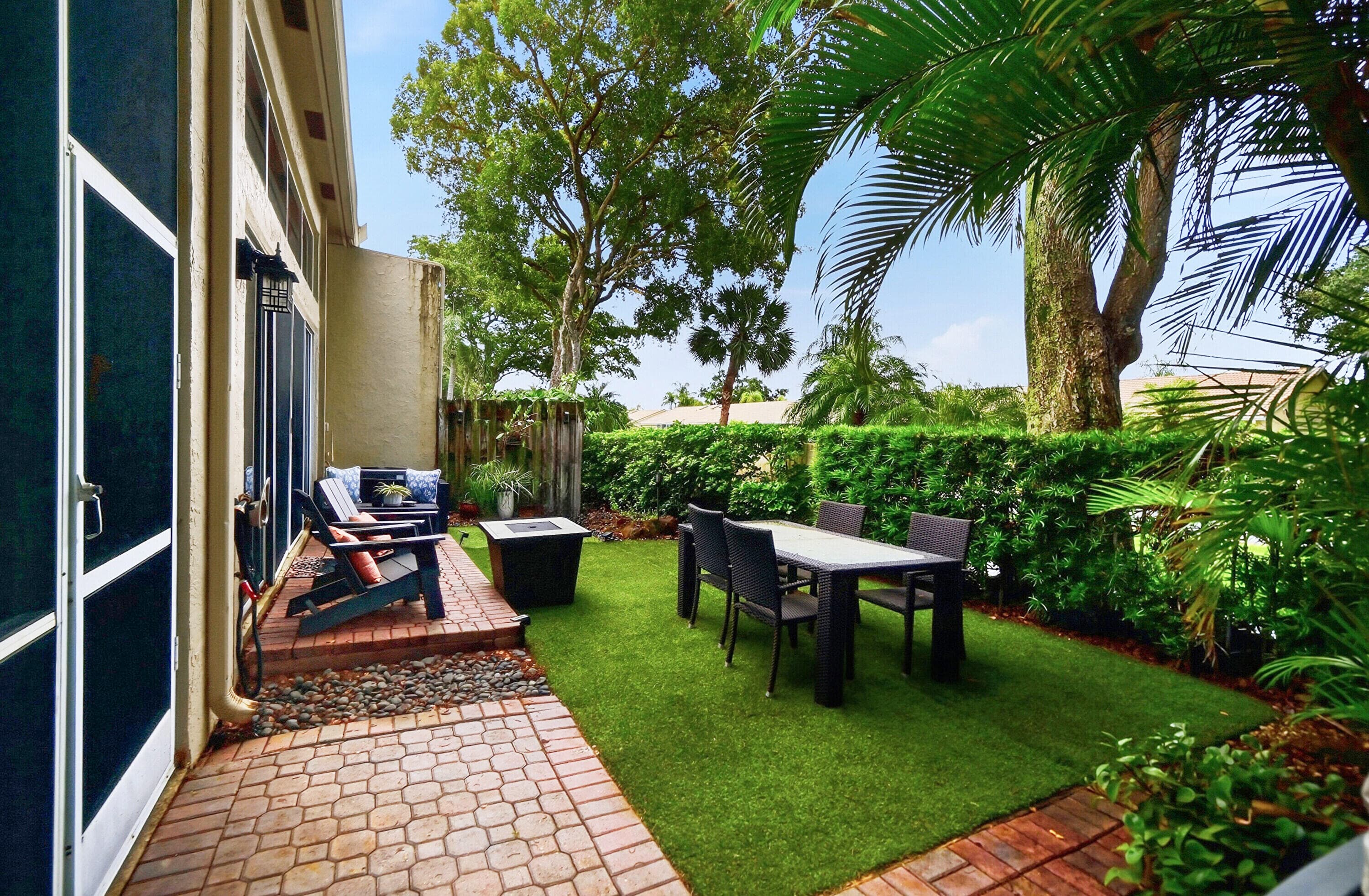 17242 Boca Club Boulevard 102, Boca Raton, FL 33487 — photo 28 of 31