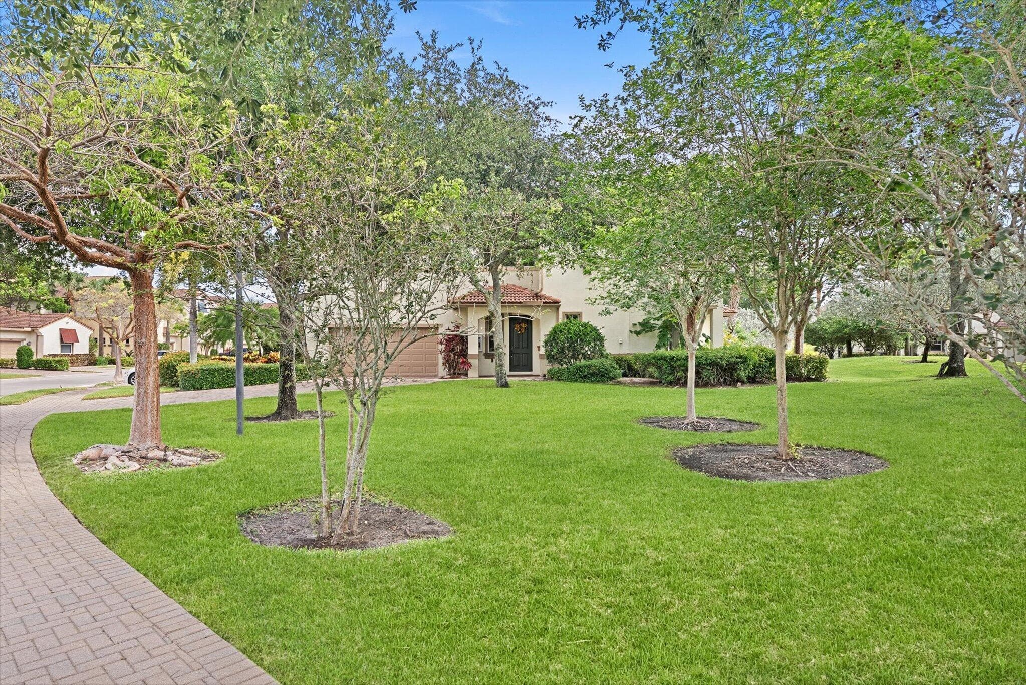 6013 NW 118th Drive, Coral Springs, FL 33076 — photo 1 of 42