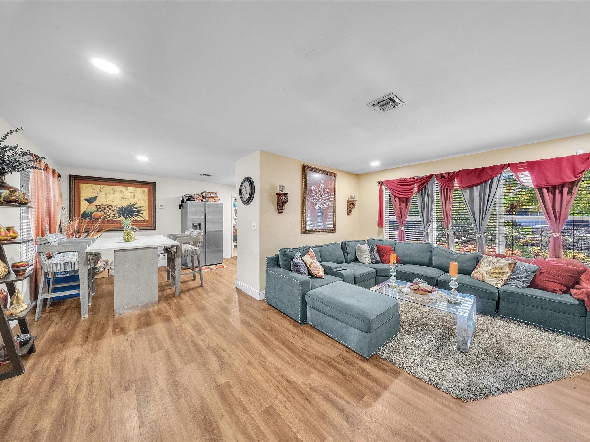 721 SW 38th Avenue, Fort Lauderdale, FL 33312 — photo 2 of 31