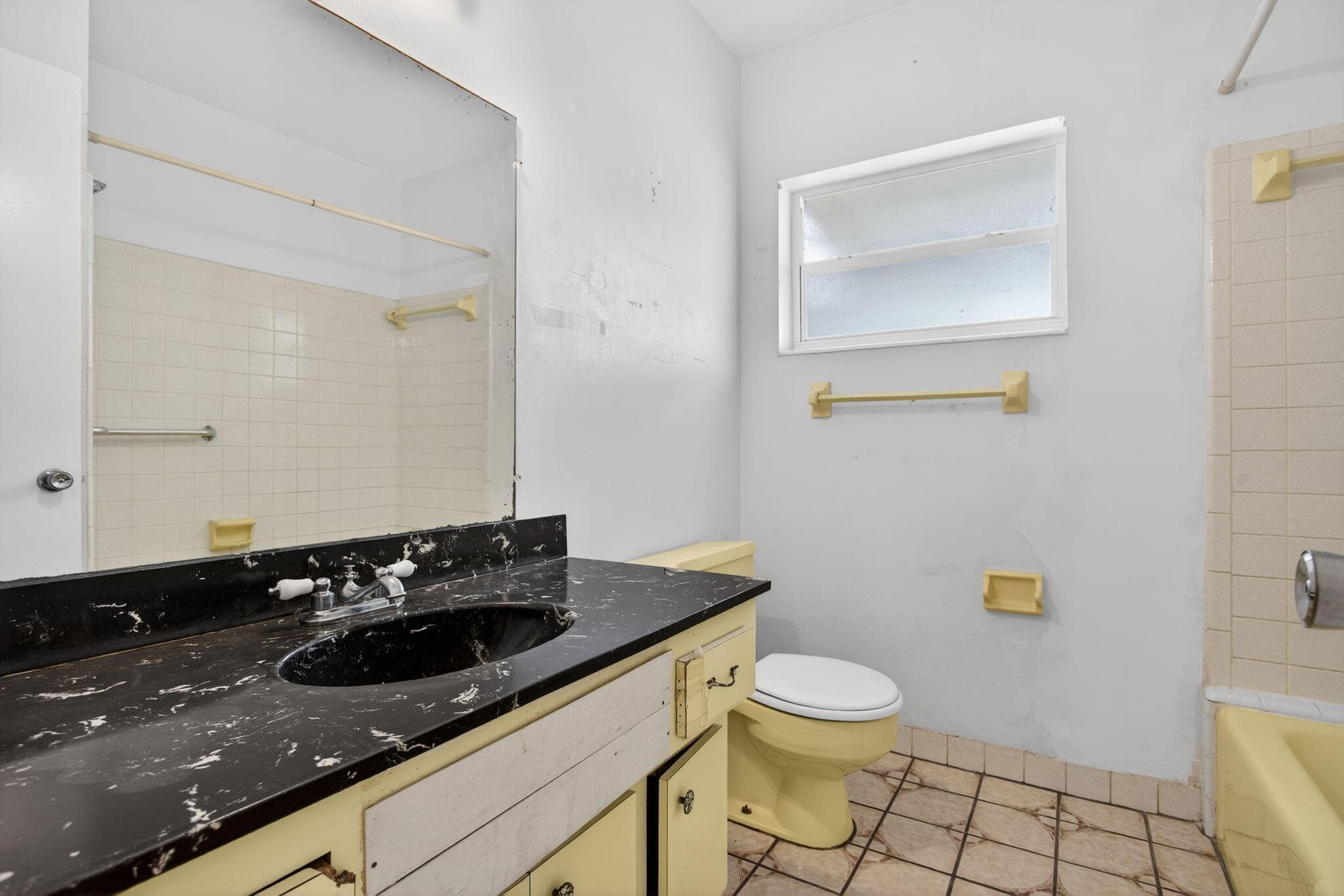 2540 NW 34th Terrace, Lauderdale Lakes, FL 33311 — photo 20 of 47