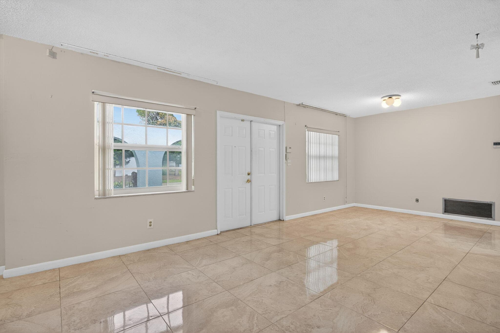 2540 NW 34th Terrace, Lauderdale Lakes, FL 33311 — photo 25 of 47