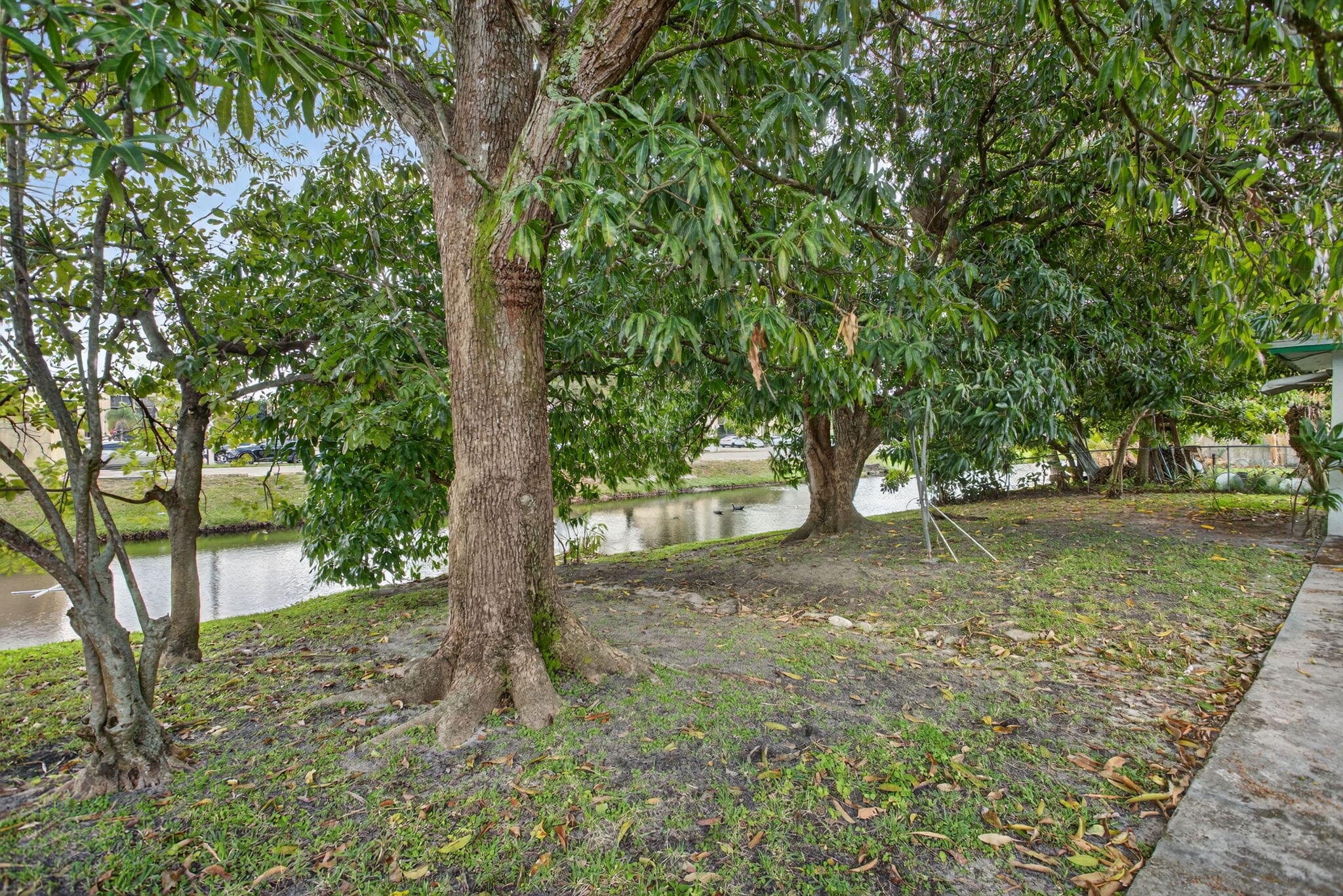 2540 NW 34th Terrace, Lauderdale Lakes, FL 33311 — photo 32 of 47