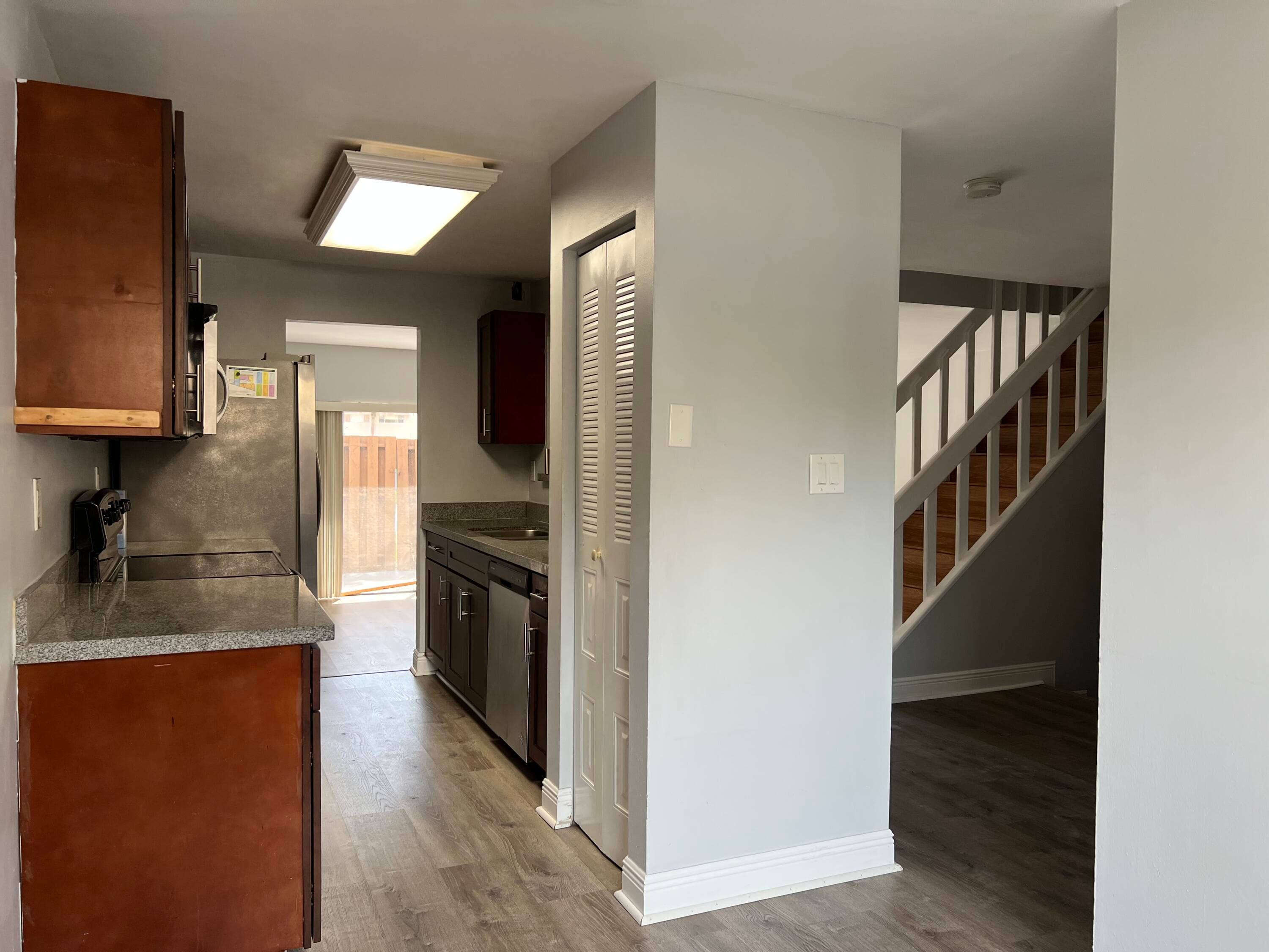 8244 NW 9th Street 5, Plantation, FL 33324 — photo 10 of 32