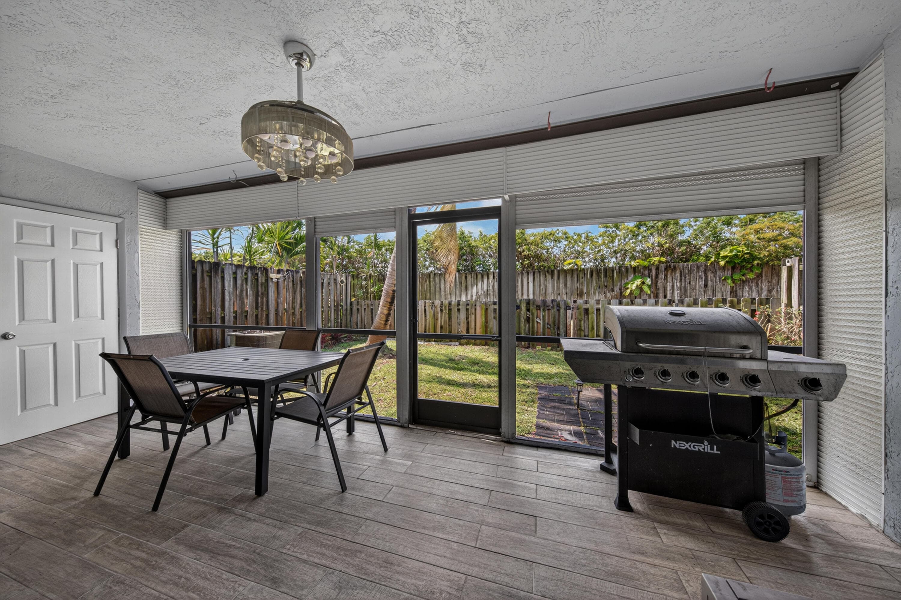 1036 E Lakes Drive, Pompano Beach, FL 33064 — photo 29 of 46