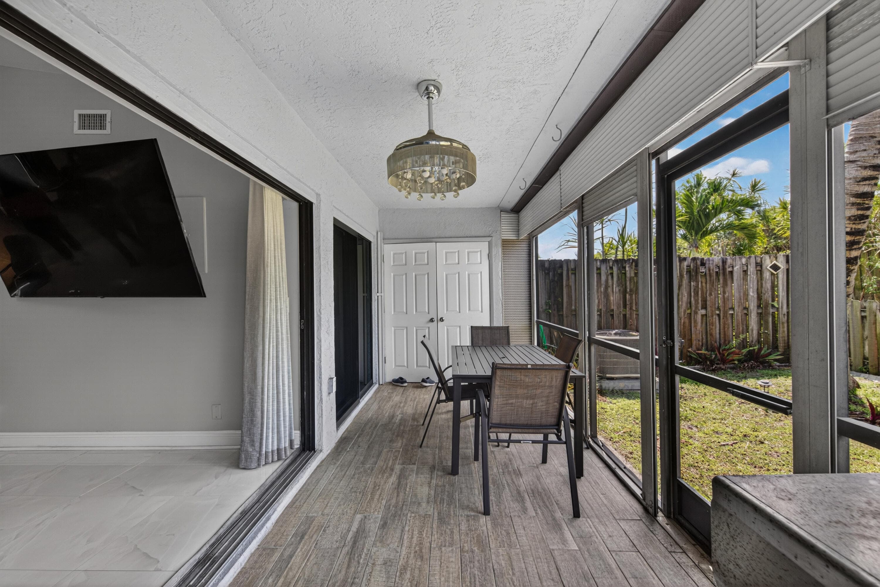 1036 E Lakes Drive, Pompano Beach, FL 33064 — photo 32 of 46