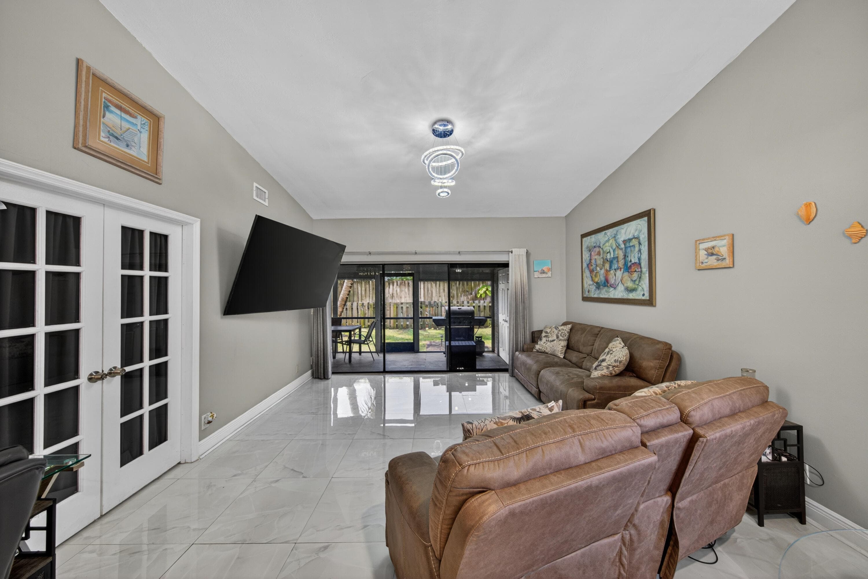 1036 E Lakes Drive, Pompano Beach, FL 33064 — photo 21 of 46