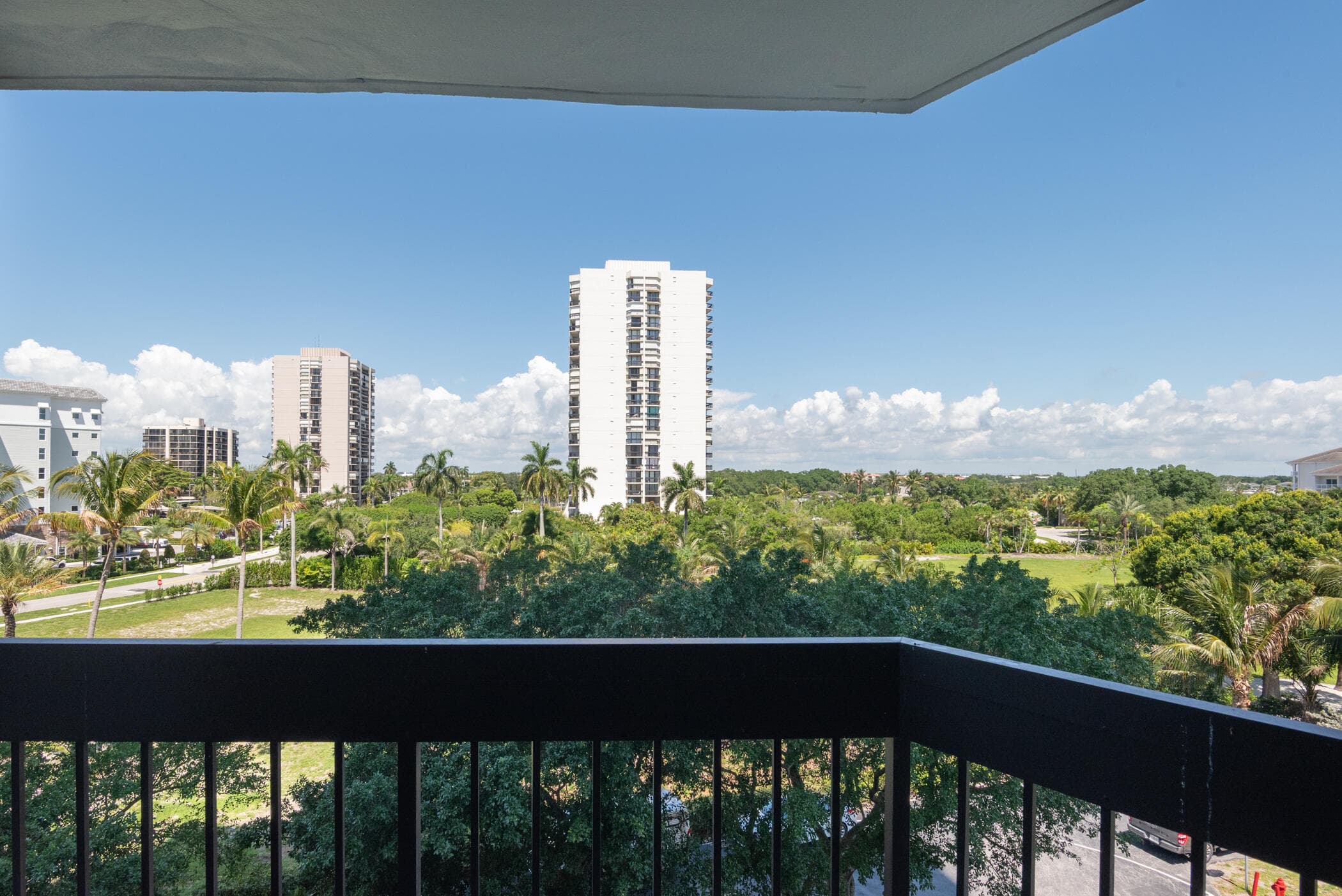 2000 Presidential Way 501, West Palm Beach, FL 33401 — photo 32 of 39