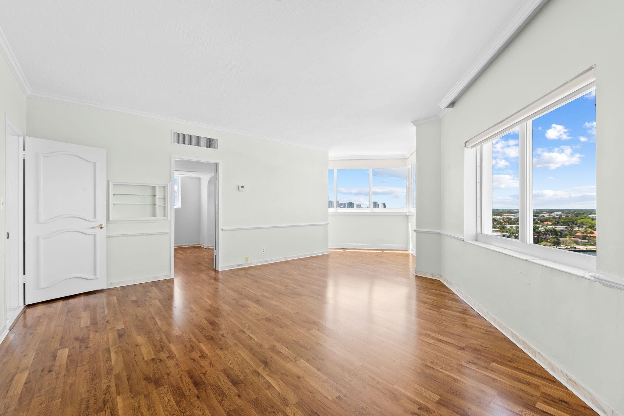 333 Sunset Drive Apt 1008, Fort Lauderdale, FL 33301 — photo 14 of 26