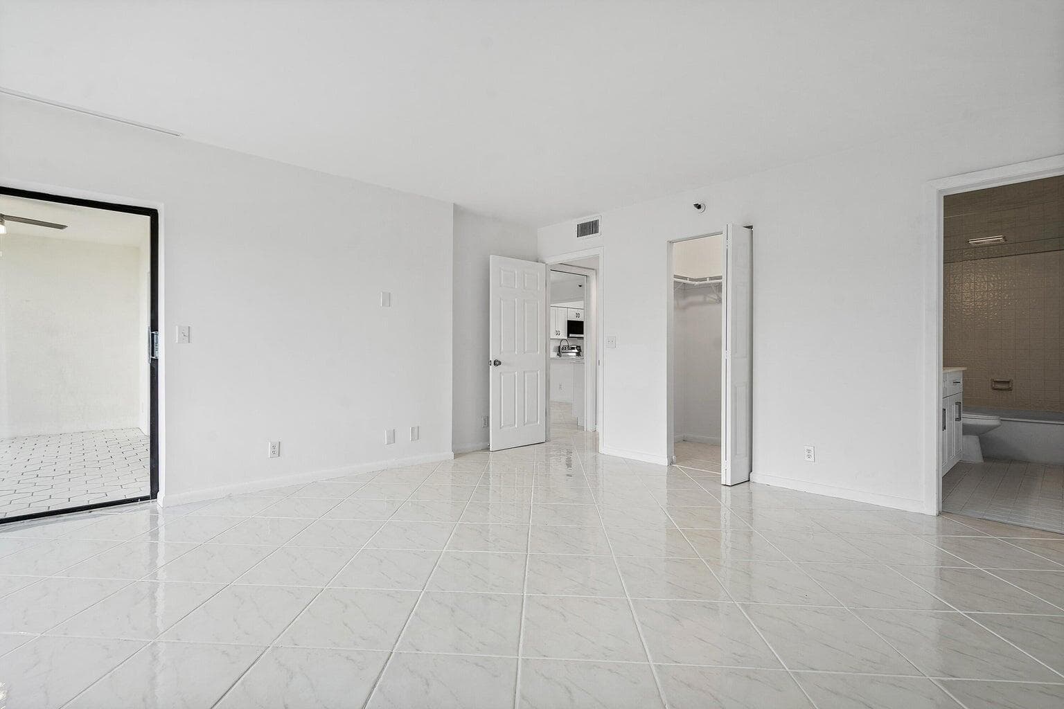 14475 Strathmore Lane 707, Delray Beach, FL 33446 — photo 9 of 55