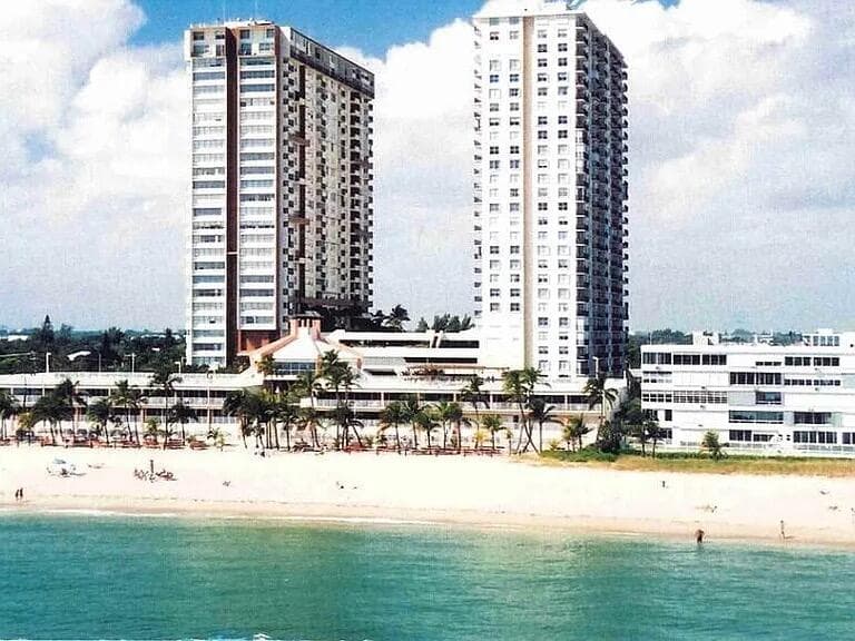 101 Briny Avenue 401, Pompano Beach, FL 33062 — photo 46 of 47