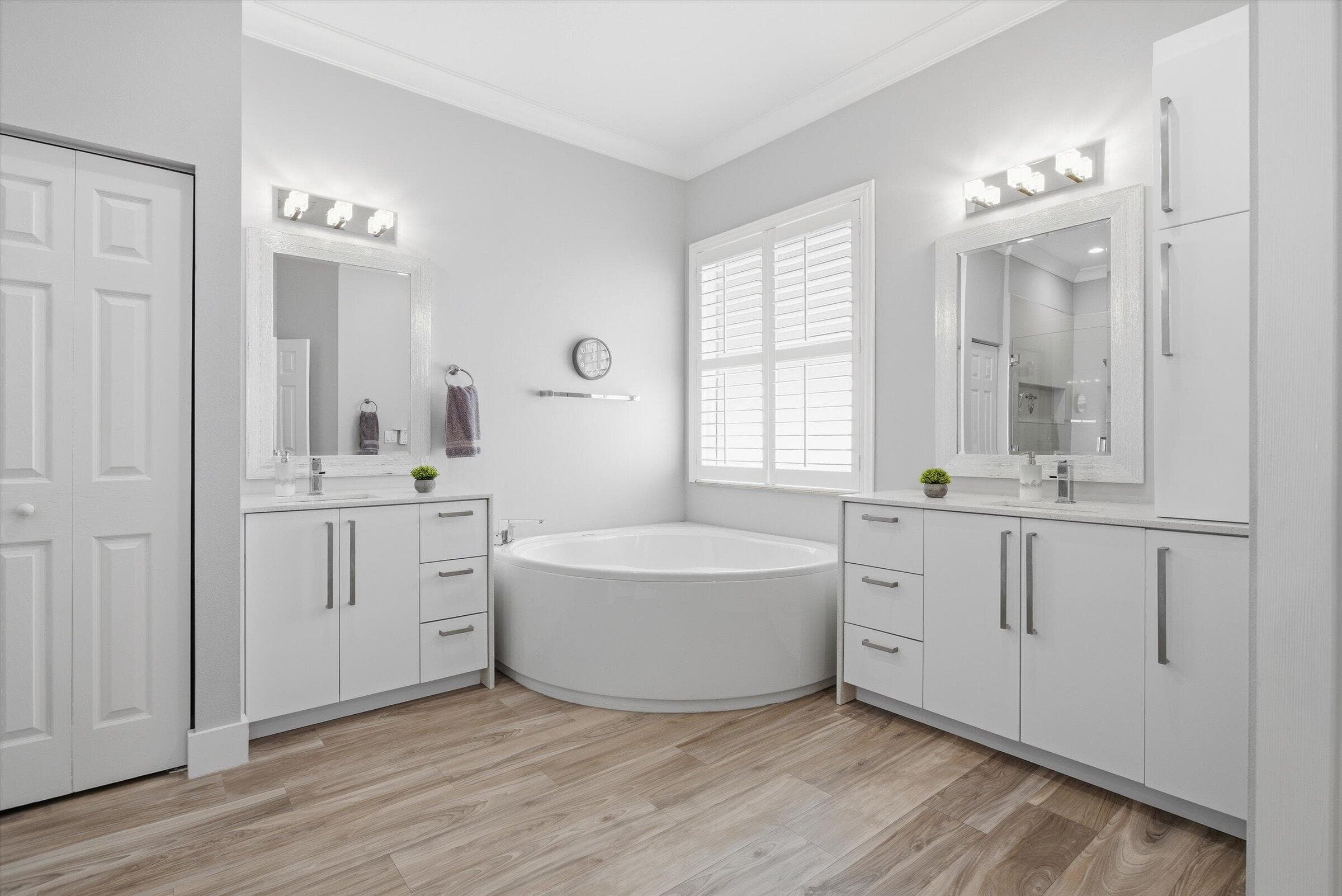 19518 S Whitewater Avenue, Weston, FL 33332 — photo 18 of 57