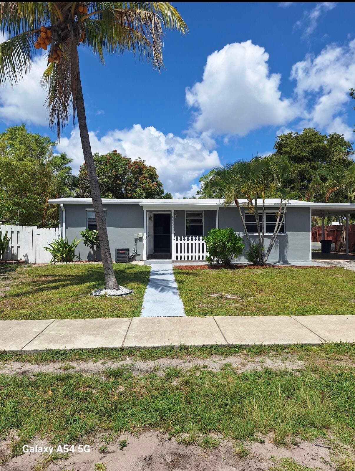 5233 NE 20th Terrace, Pompano Beach, FL 33064 — photo 1 of 20