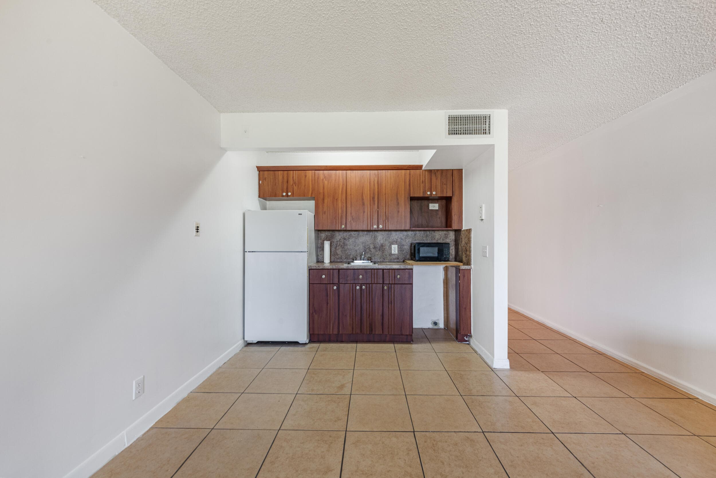 1400 SW 124th Terrace 406q, Pembroke Pines, FL 33027 — photo 12 of 19