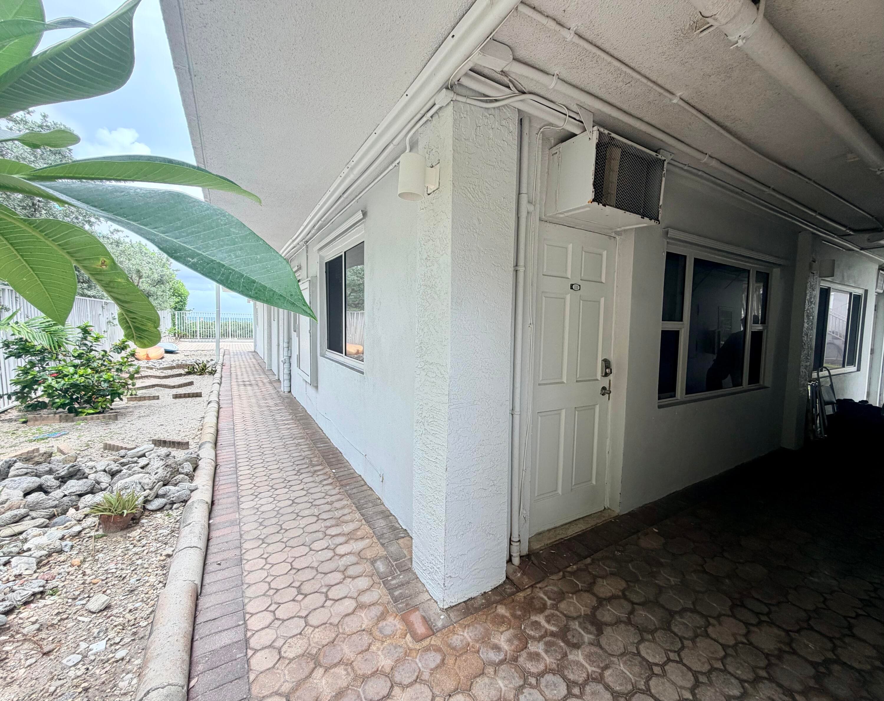 1480 S Ocean Boulevard 111, Lauderdale-By-The-Sea, FL 33062 — photo 9 of 22
