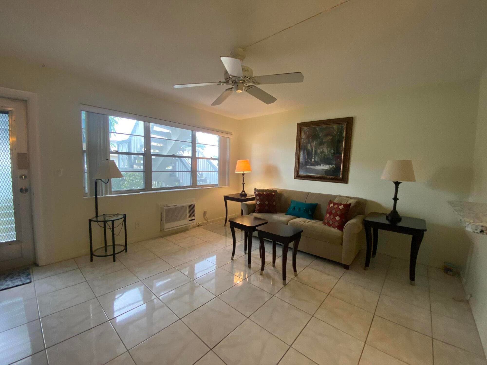 3 Kingswood A, West Palm Beach, FL 33417 — photo 1 of 12