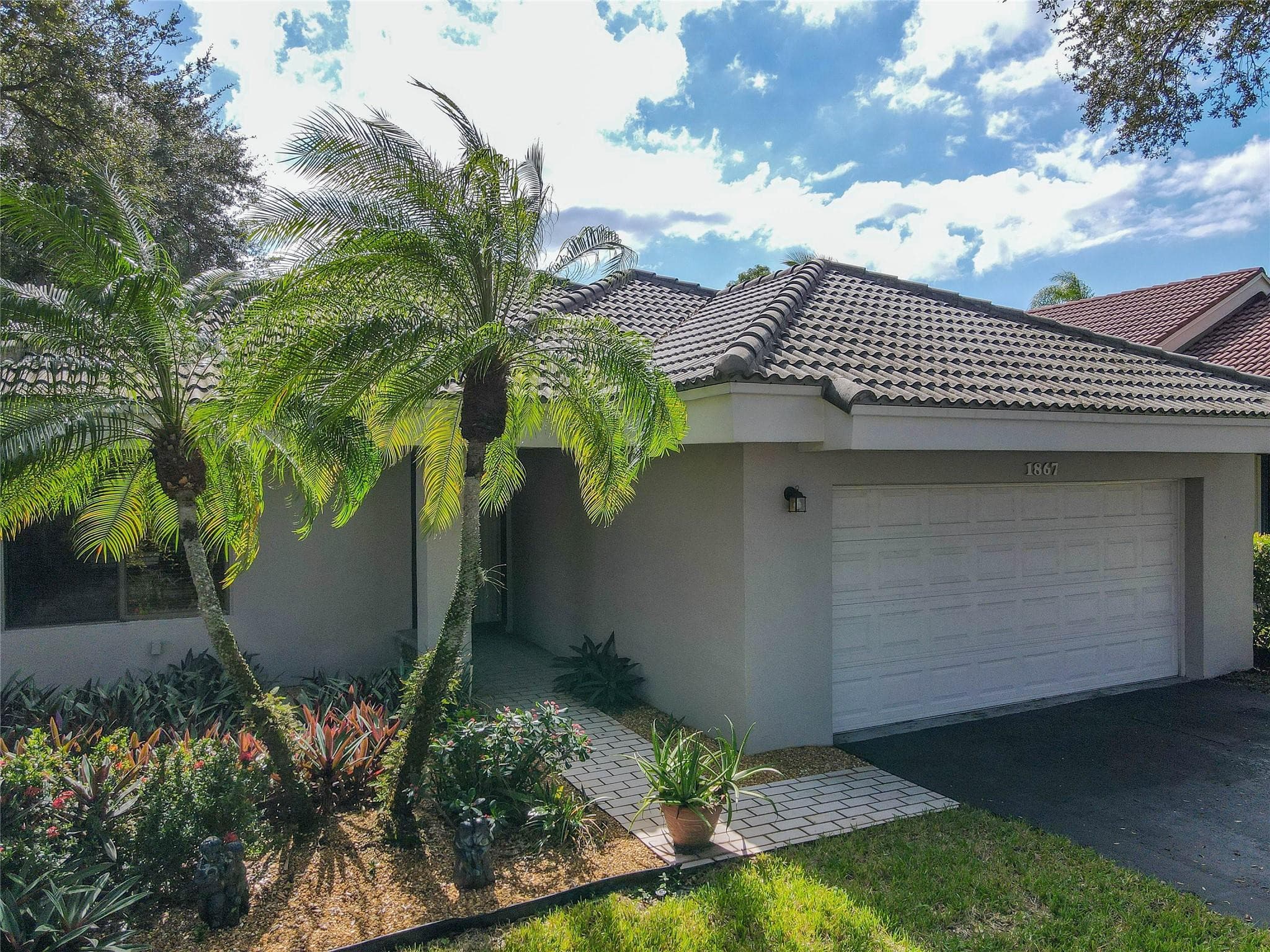 1867 NW 99th Avenue, Plantation, FL 33322 — photo 2 of 42