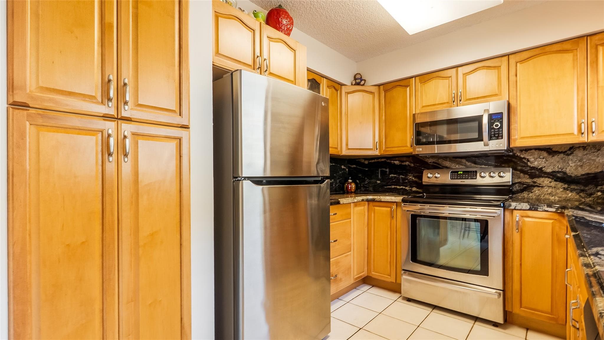 1867 NW 99th Avenue, Plantation, FL 33322 — photo 14 of 42