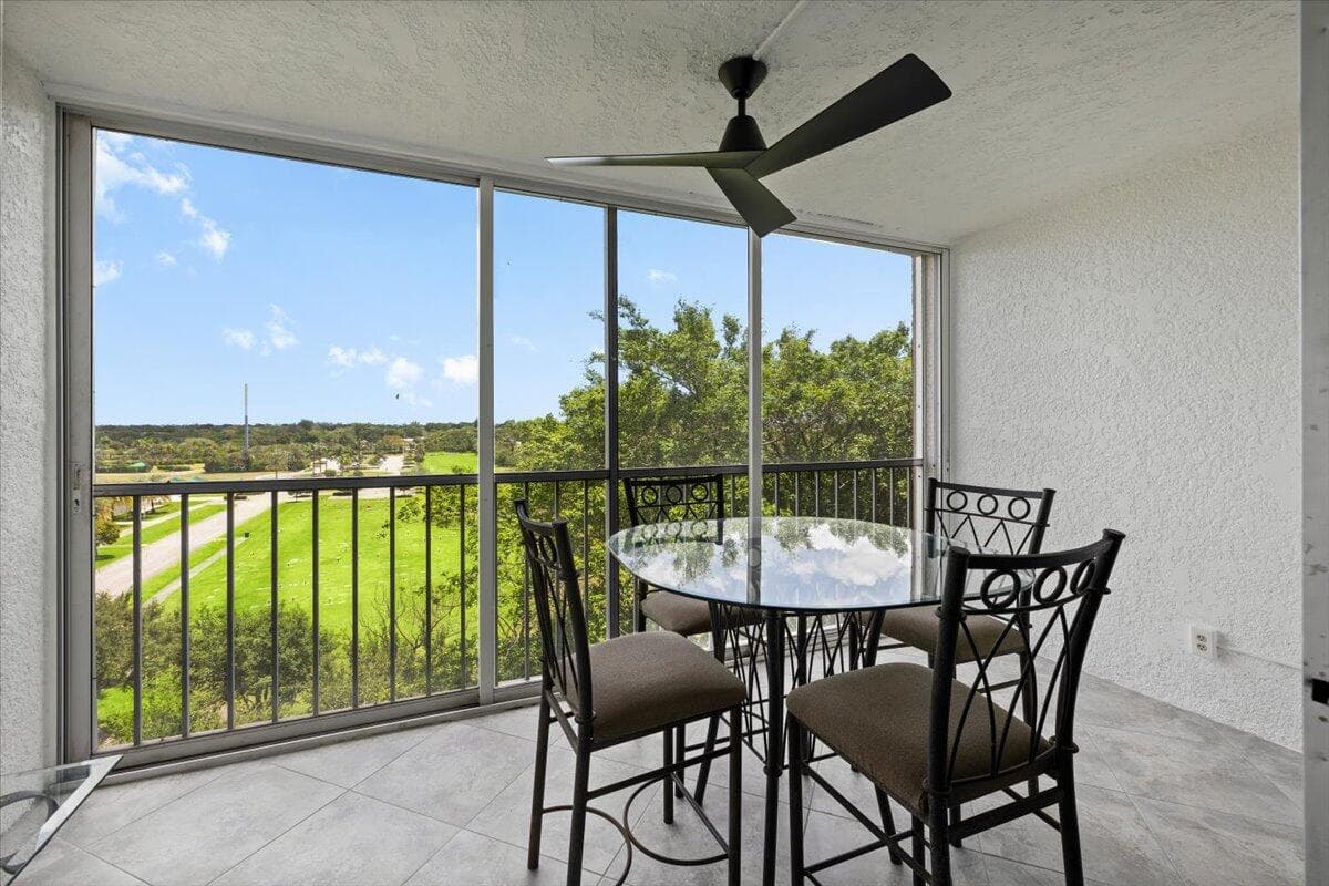 4550 NW 18th Avenue 709, Deerfield Beach, FL 33064 — photo 17 of 40