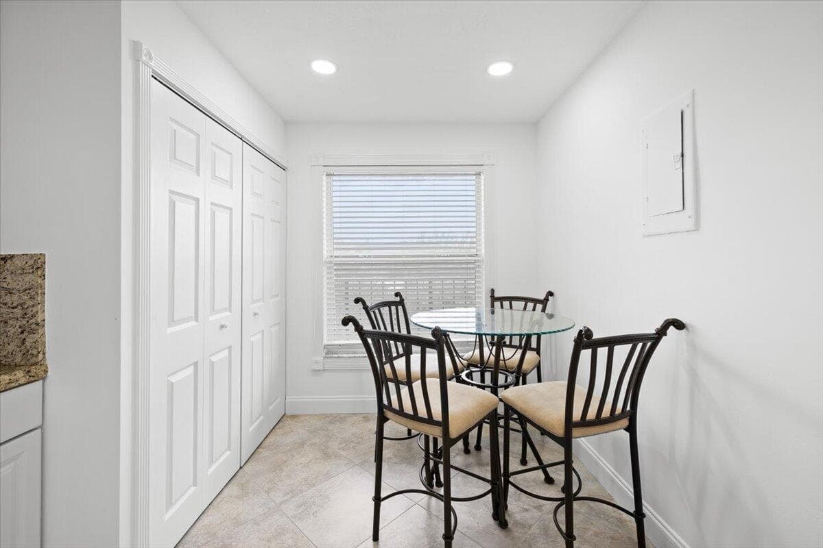 4550 NW 18th Avenue 709, Deerfield Beach, FL 33064 — photo 10 of 40