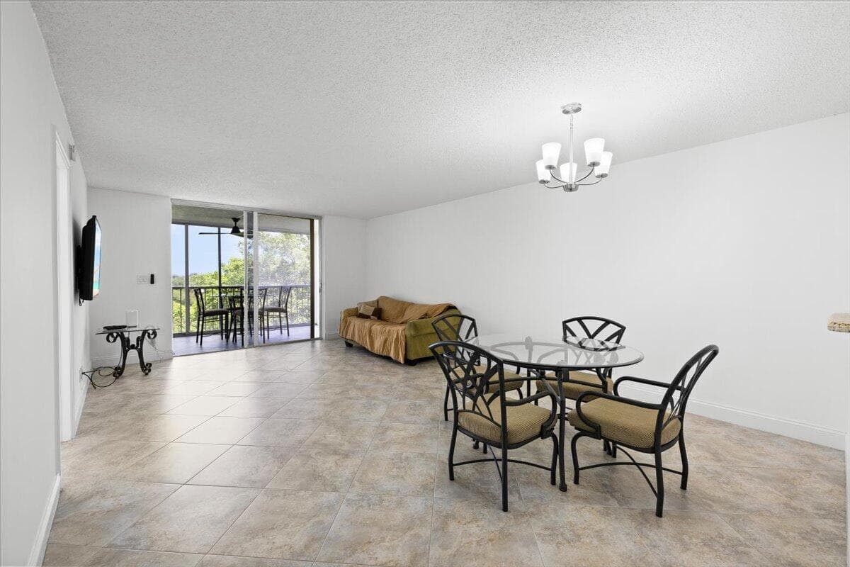 4550 NW 18th Avenue 709, Deerfield Beach, FL 33064 — photo 18 of 40