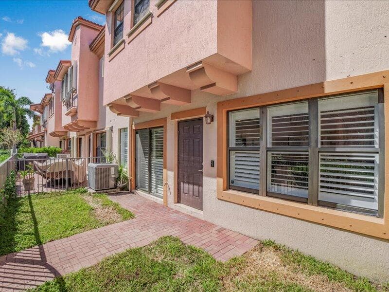 4712 Grand Cypress Circle N, Coconut Creek, FL 33073 — photo 34 of 39