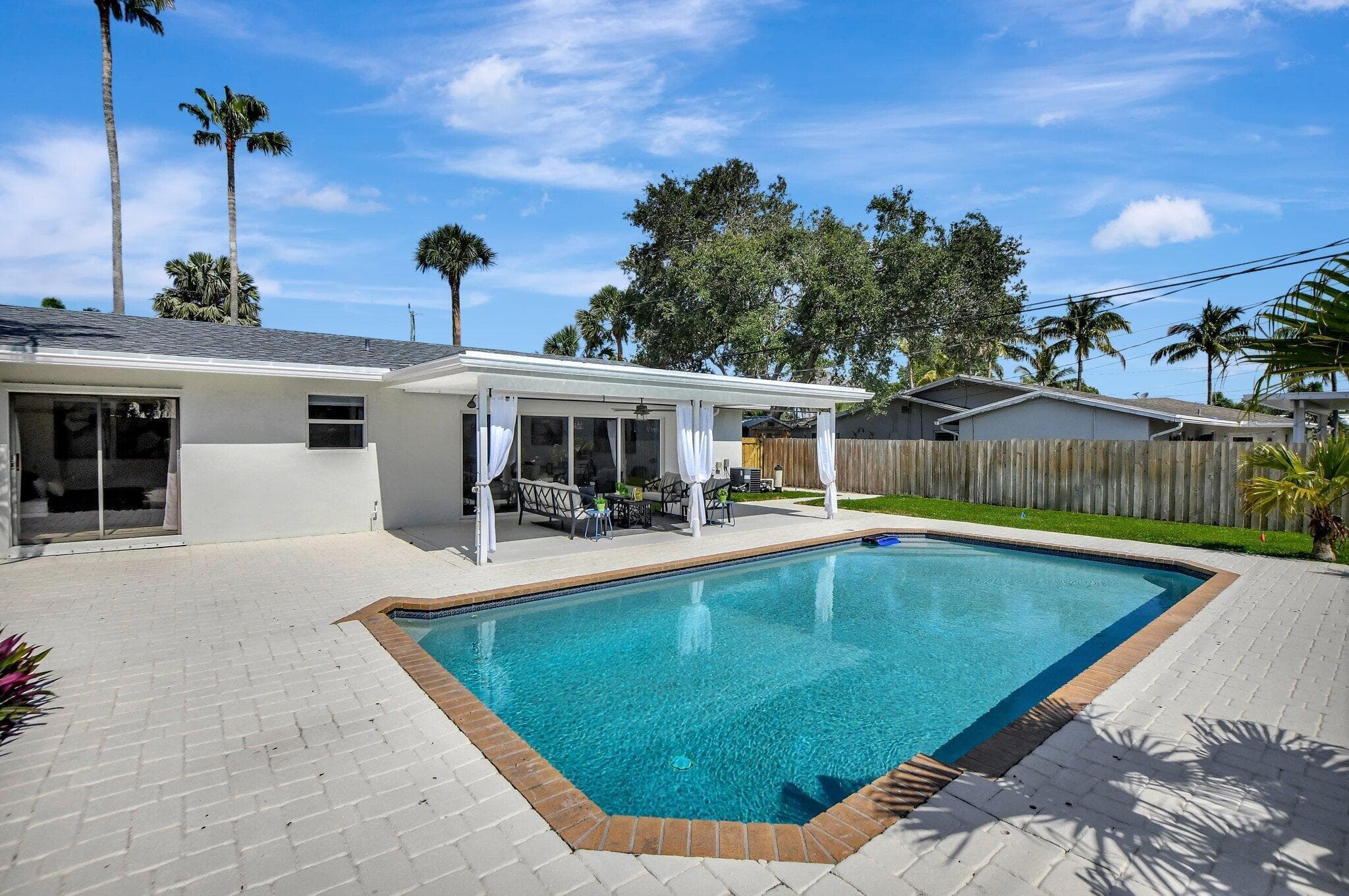 832 SW 10th Avenue, Boca Raton, FL 33486 — photo 36 of 58