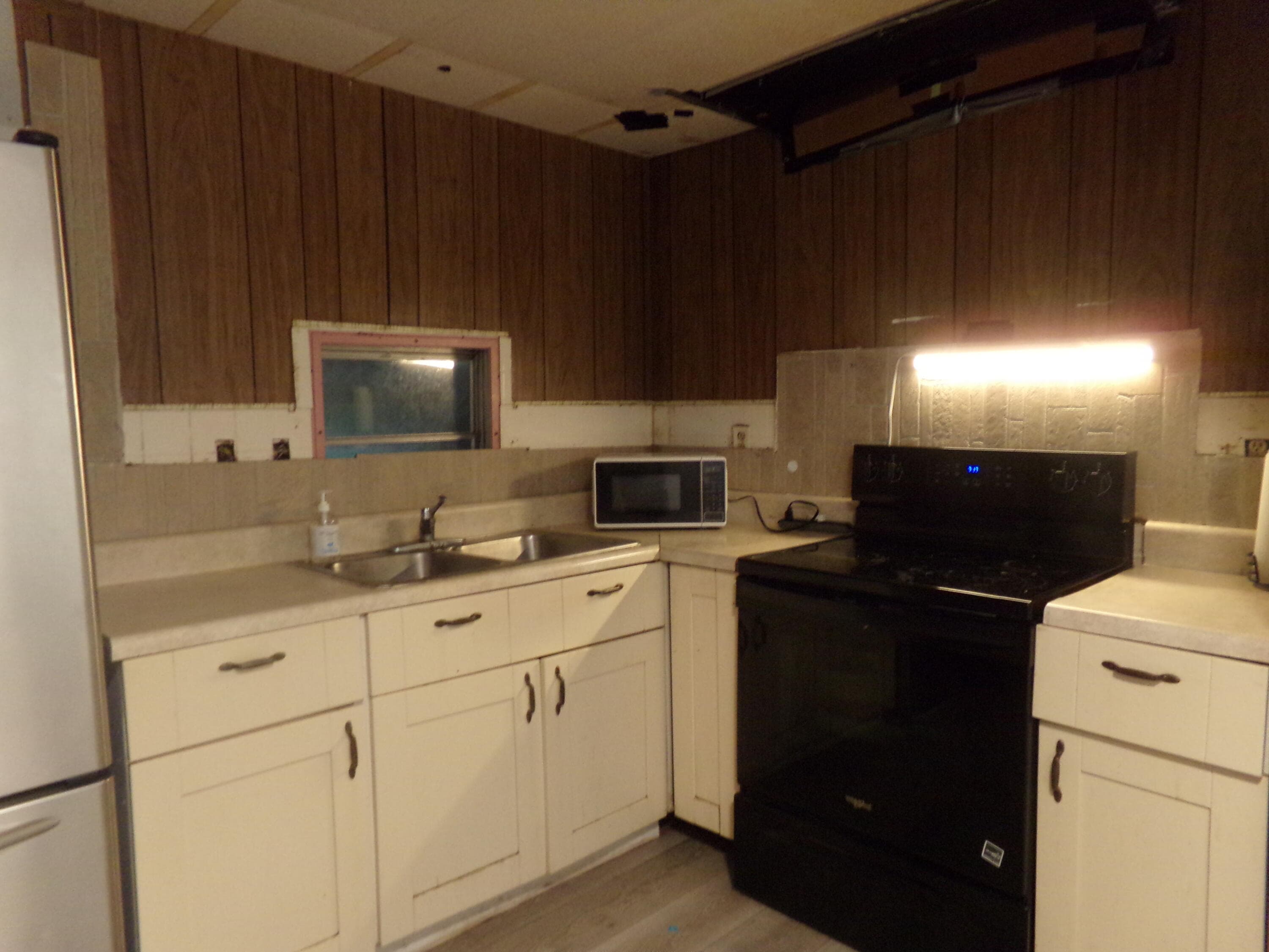 2204 NW 23rd Avenue, Boynton Beach, FL 33436 — photo 3 of 25