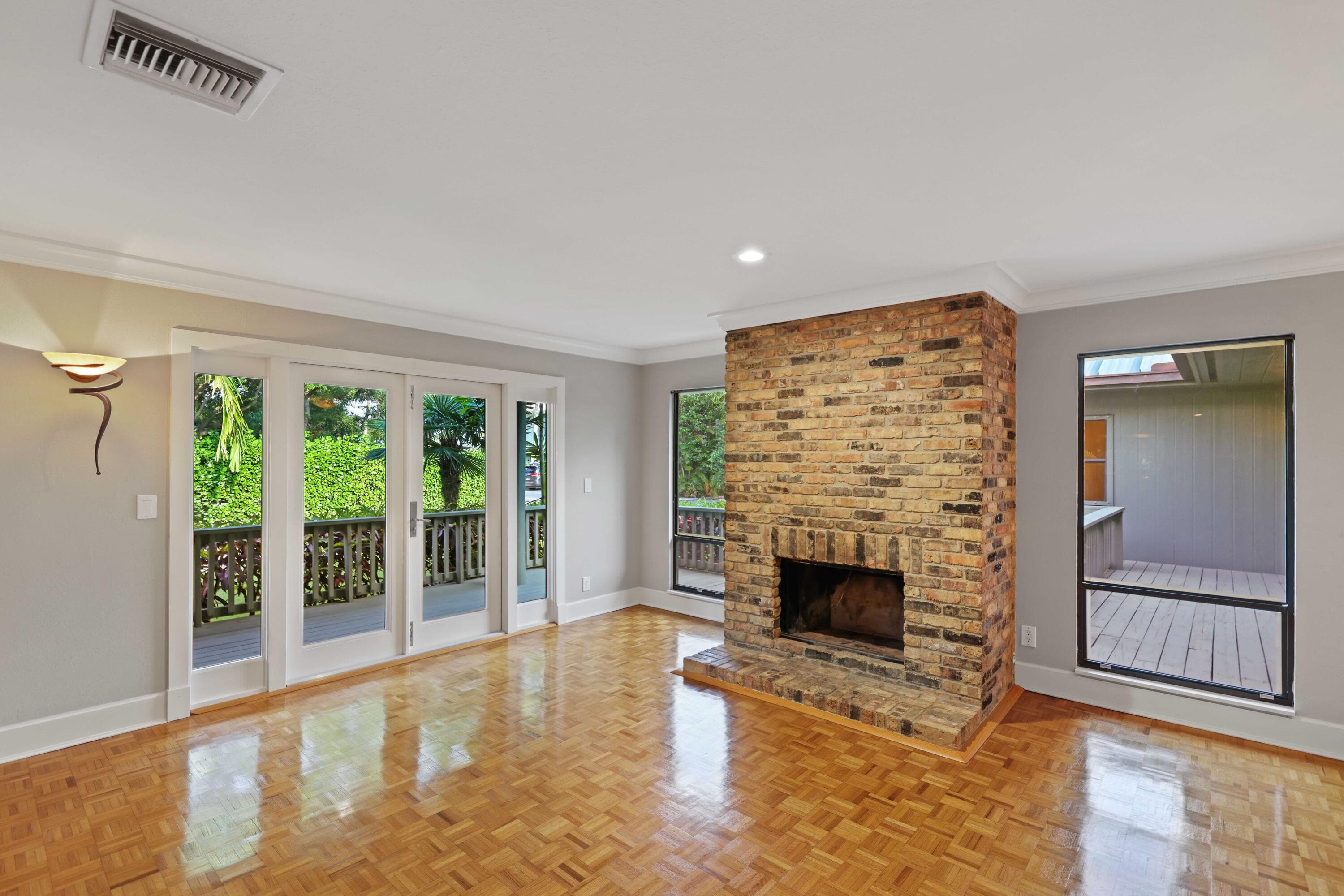 111 S Flagler Way, West Palm Beach, FL 33405 — photo 15 of 32
