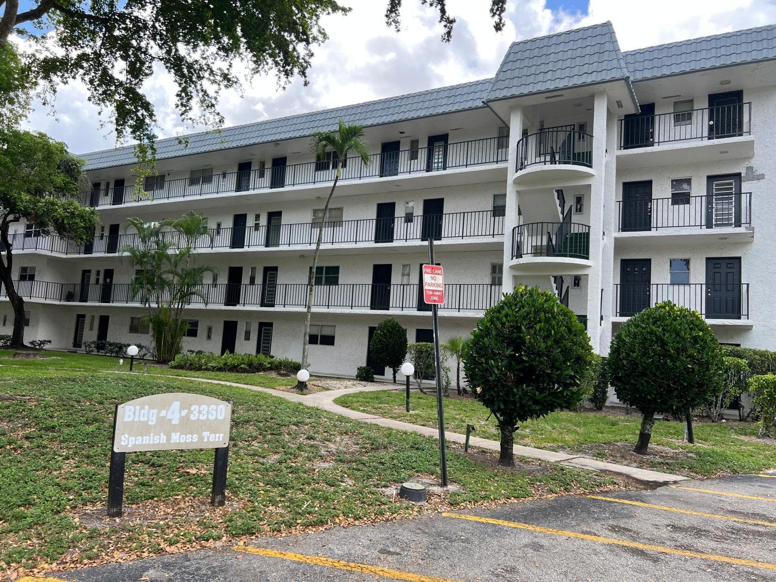 3360 Spanish Moss Terrace 313, Lauderhill, FL 33319 — photo