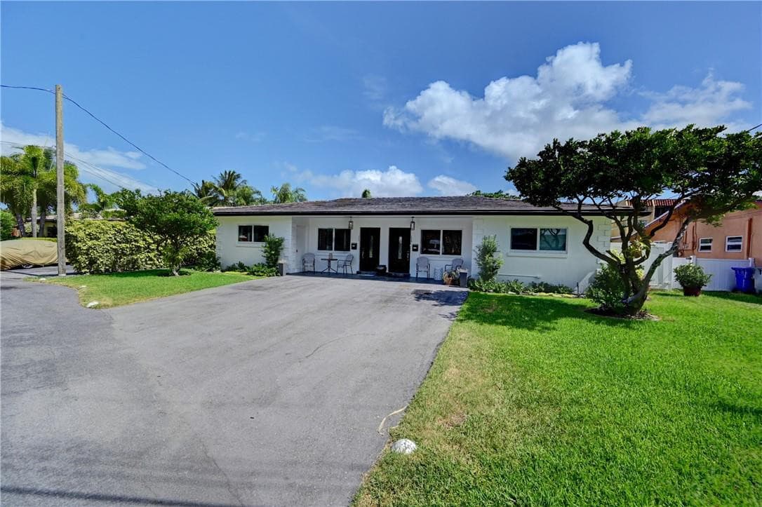 1844 SE 7th Street, Pompano Beach, FL 33060 — photo 22 of 64
