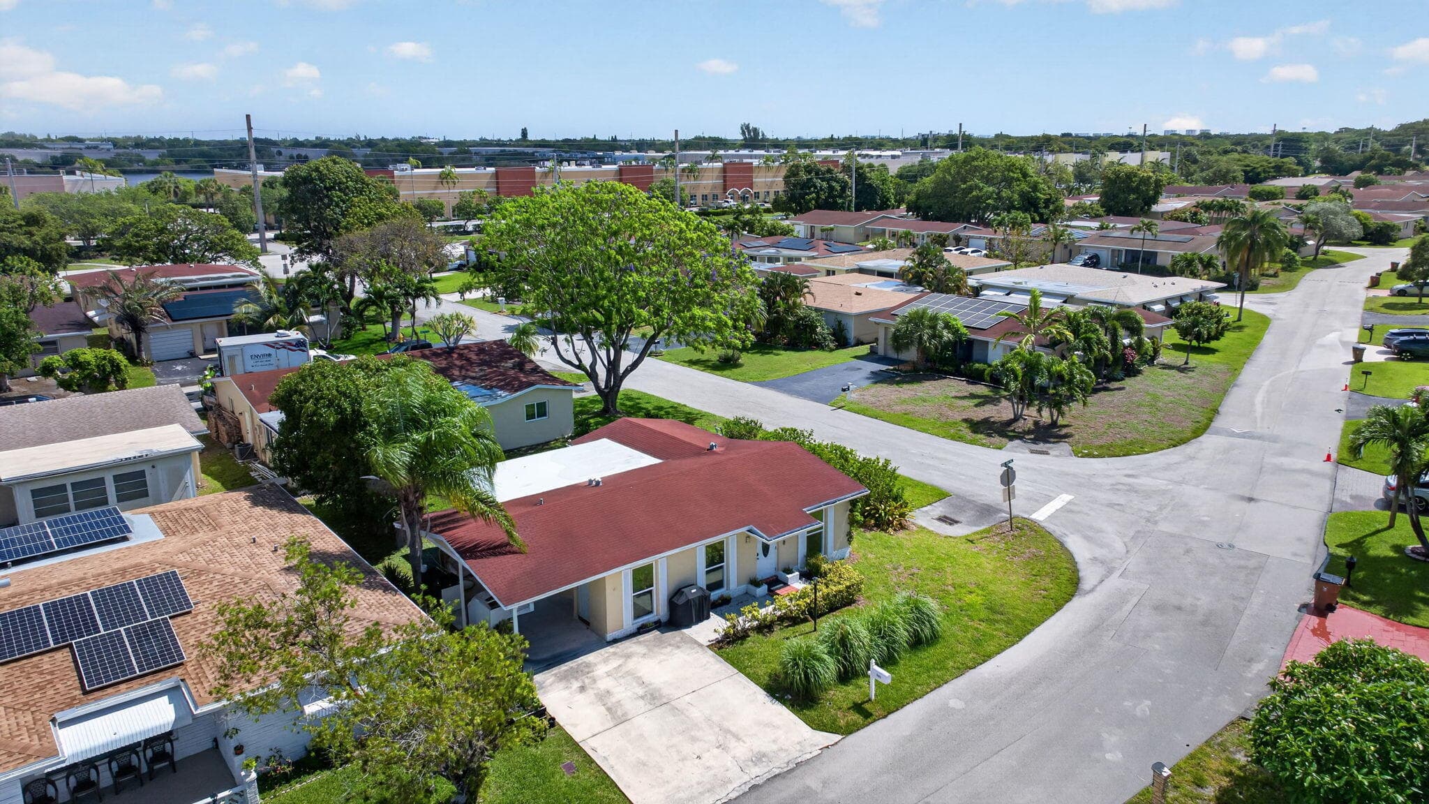 1601 NW 48th Place, Deerfield Beach, FL 33064 — photo 29 of 37