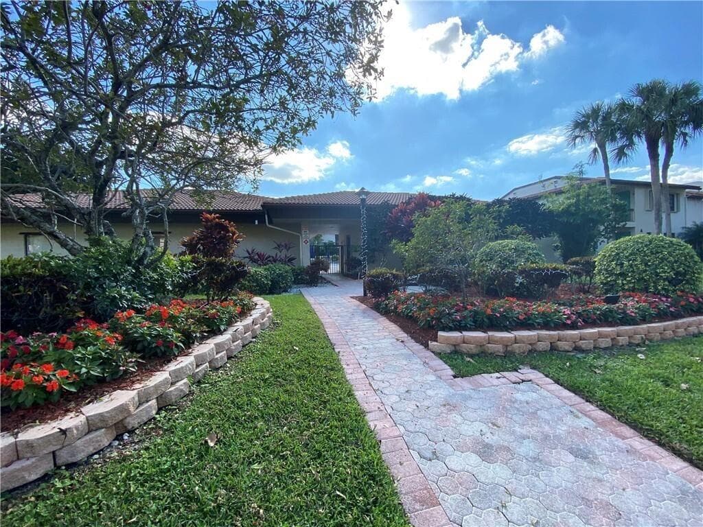 21766 Cypress Drive 20-g, Boca Raton, FL 33433 — photo 35 of 43