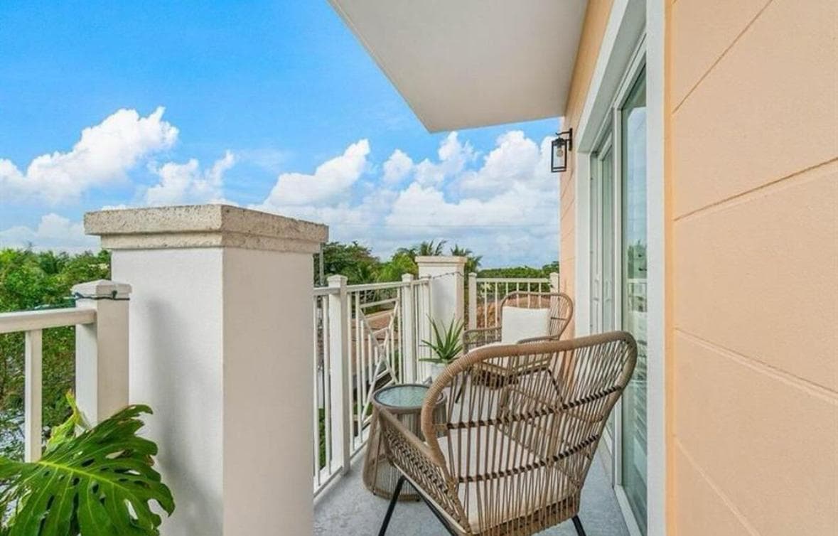 1931 NE 2nd Street 305, Deerfield Beach, FL 33441 — photo 11 of 13