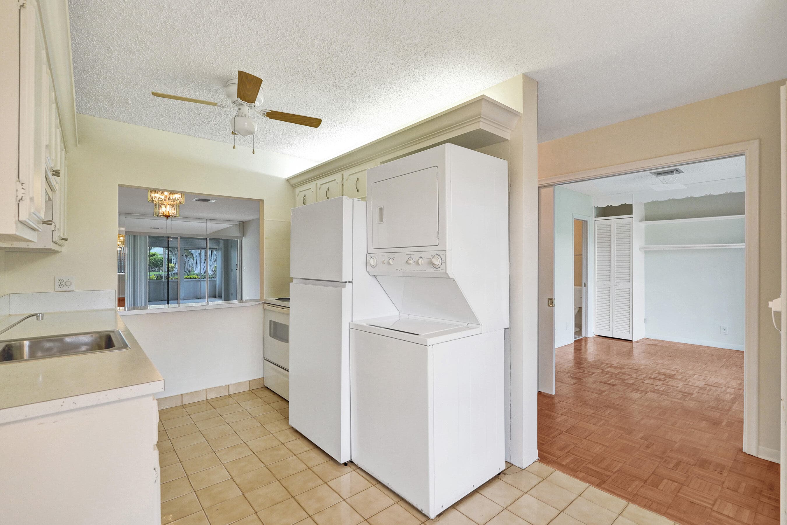 2521 Juniper Drive 11-b, Delray Beach, FL 33445 — photo 26 of 41