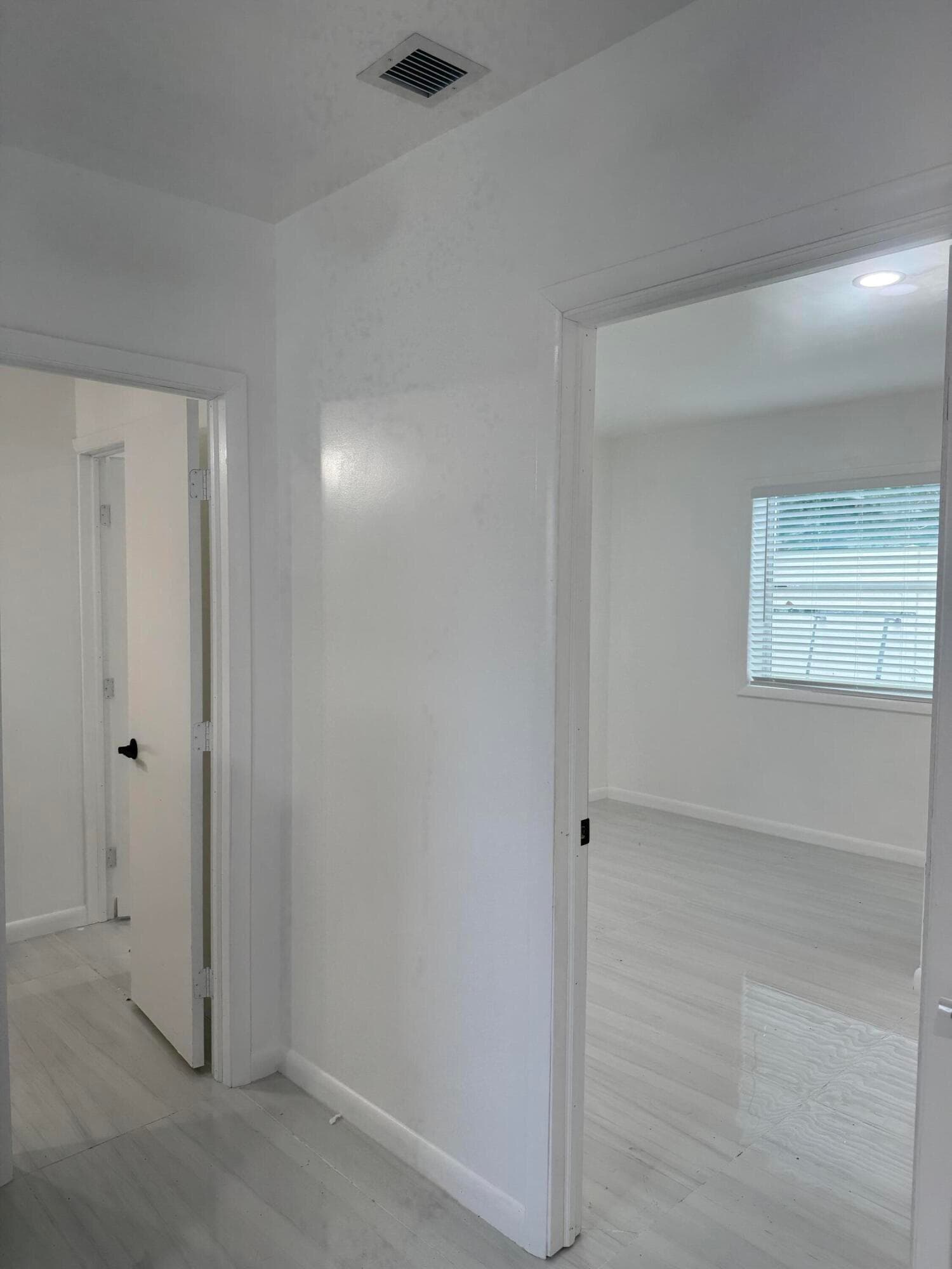 4591 Purdy Lane 8, West Palm Beach, FL 33415 — photo 5 of 9