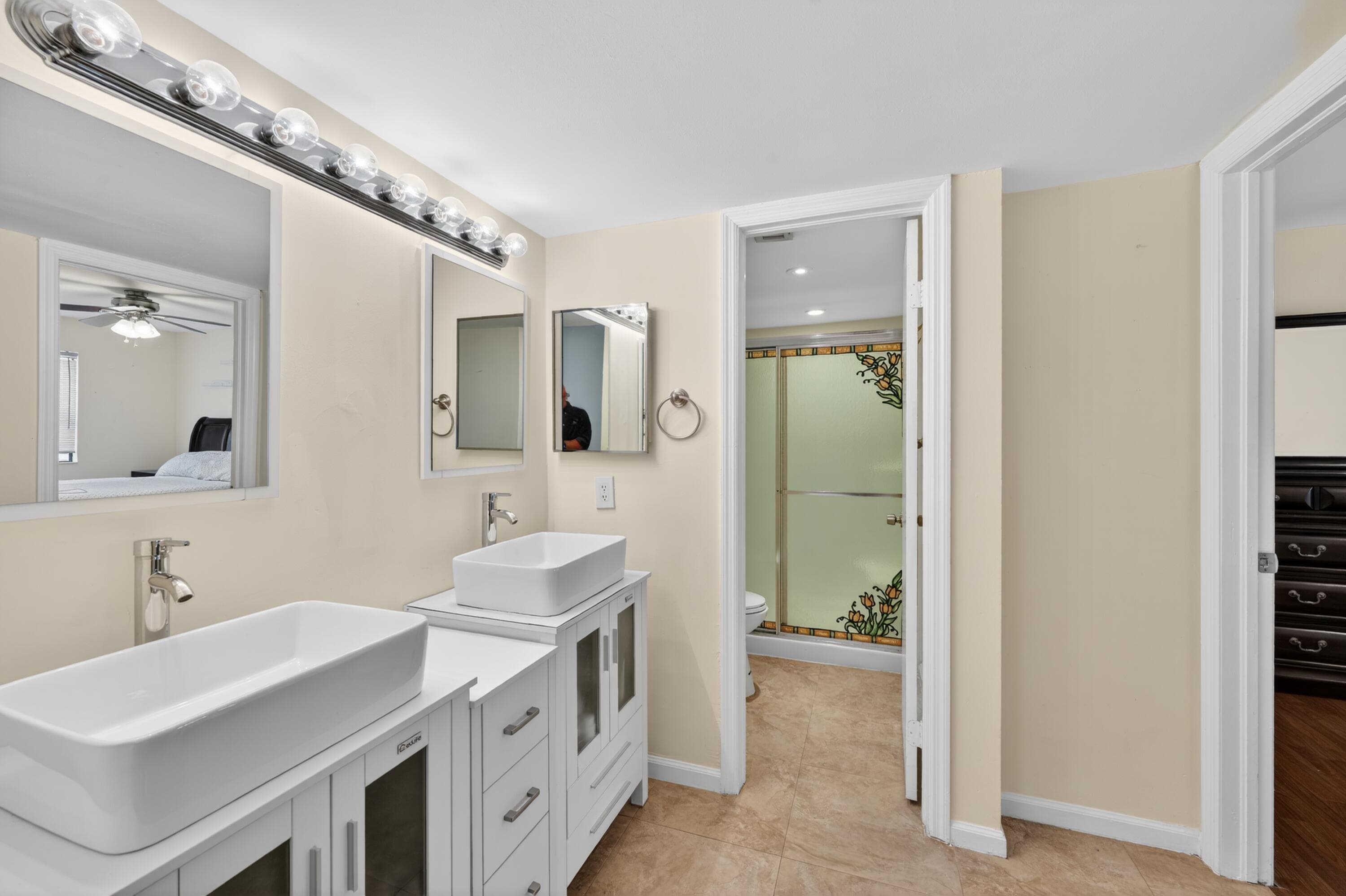 9409 NW 42nd Street, Sunrise, FL 33351 — photo 14 of 18