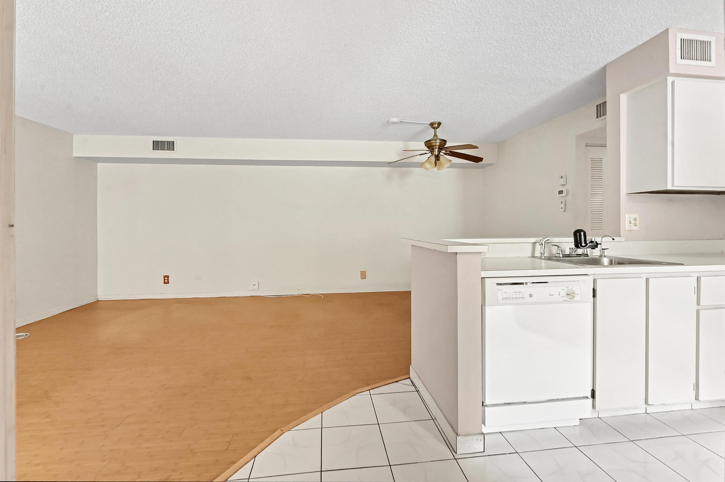 6586 Southurst Terrace 103, Delray Beach, FL 33446 — photo 5 of 28