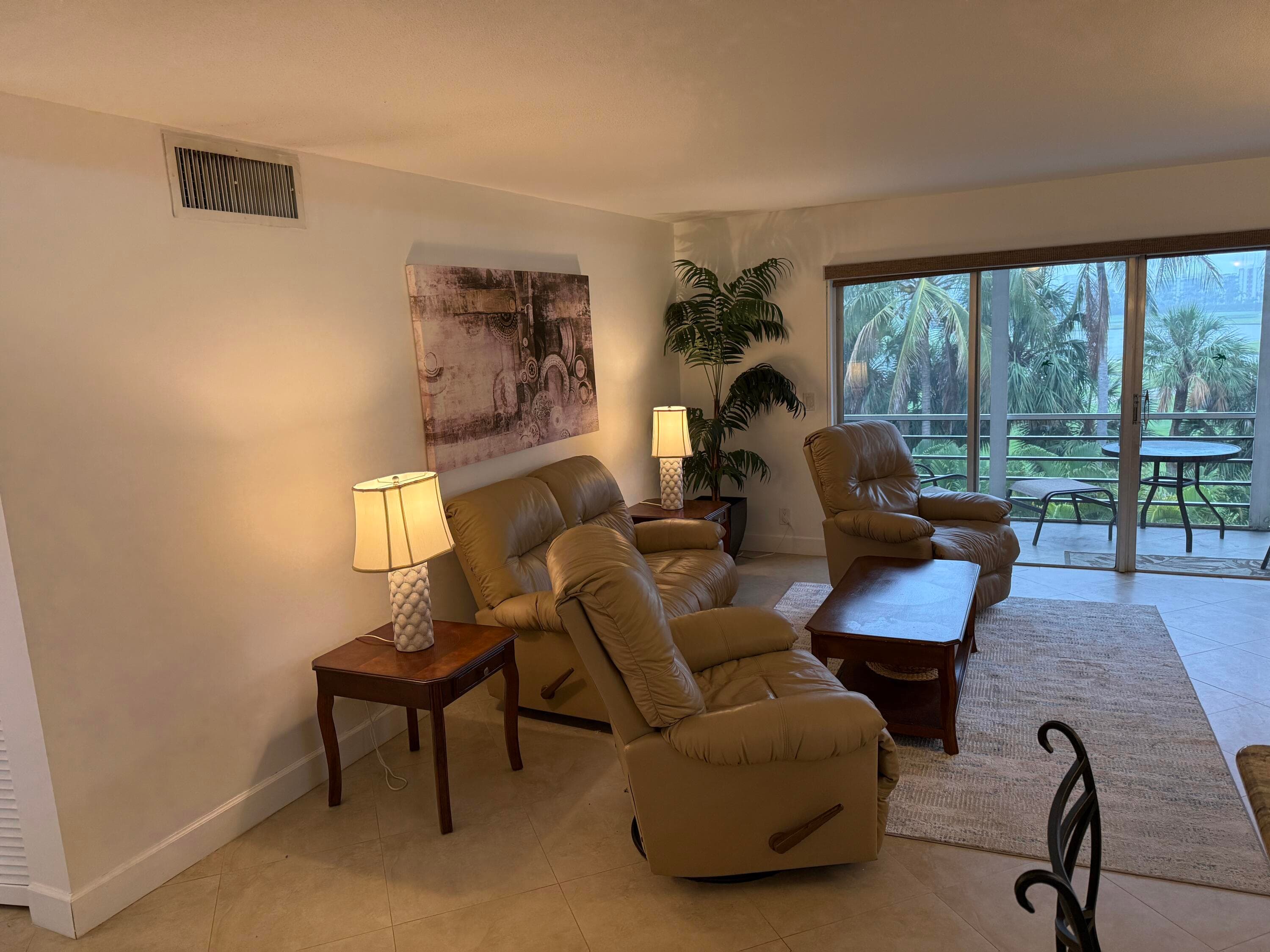 300 NE 14th Avenue 411, Hallandale Beach, FL 33009 — photo 9 of 45