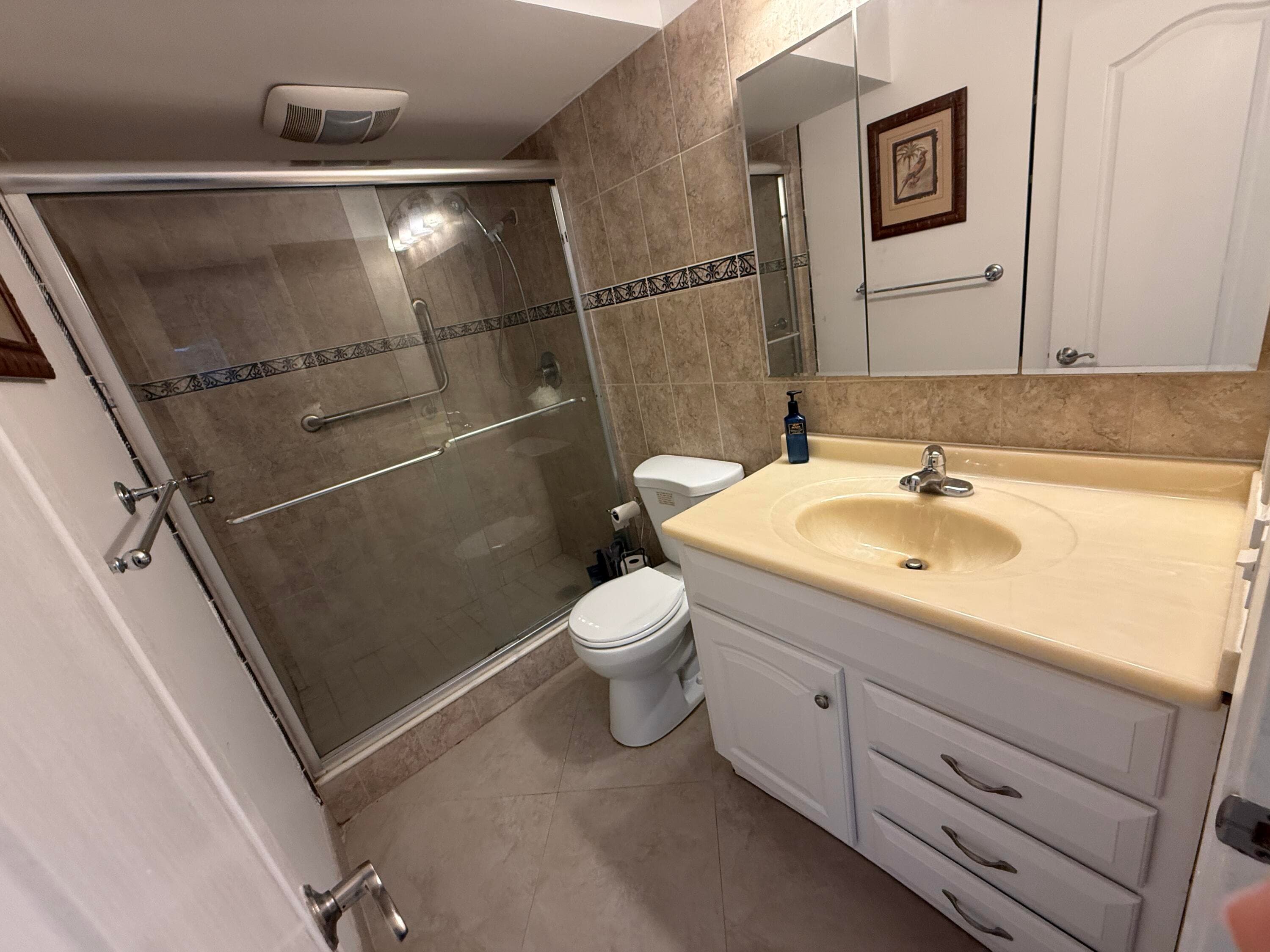 300 NE 14th Avenue 411, Hallandale Beach, FL 33009 — photo 24 of 45