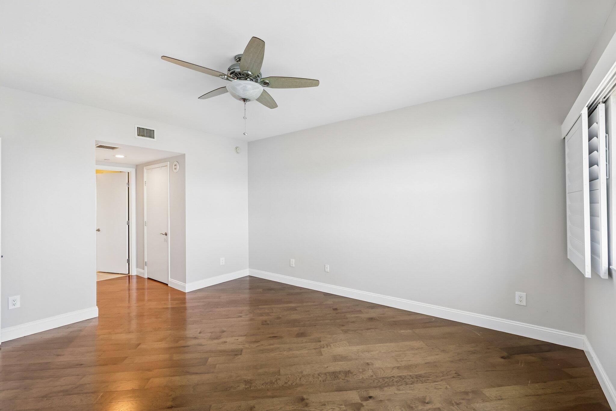 2640 Lake Shore Drive 2508, Riviera Beach, FL 33404 — photo 34 of 66
